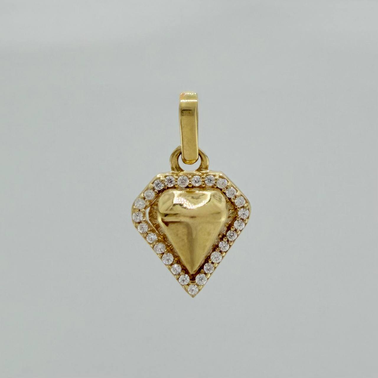 Dije Diamante 1.4 g / 3/4 in Oro Amarillo 18K