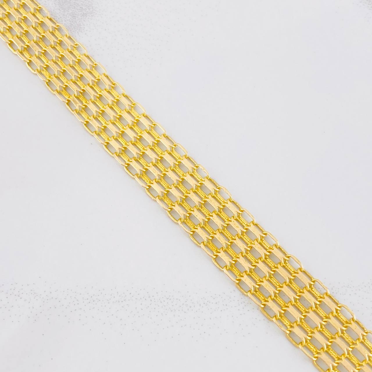 Bismark Bracelet 12.05g / 8 1/4 in / 11.8mm Yellow Gold 18K