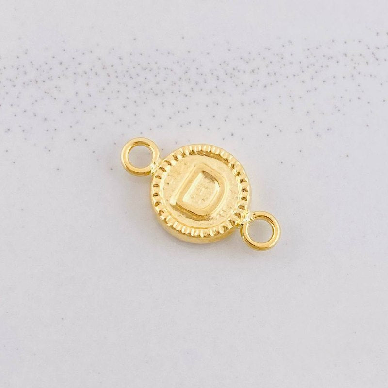 Charm Circle Letter D 0.55g / 3/4 in Yellow Gold 18K