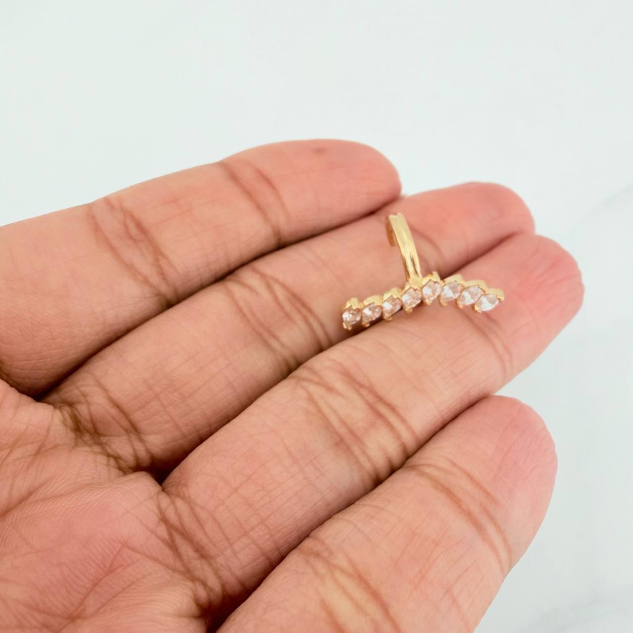 Curved Line Earcuff Piercing 1.25 g / 3/4 in 18K Yellow Gold