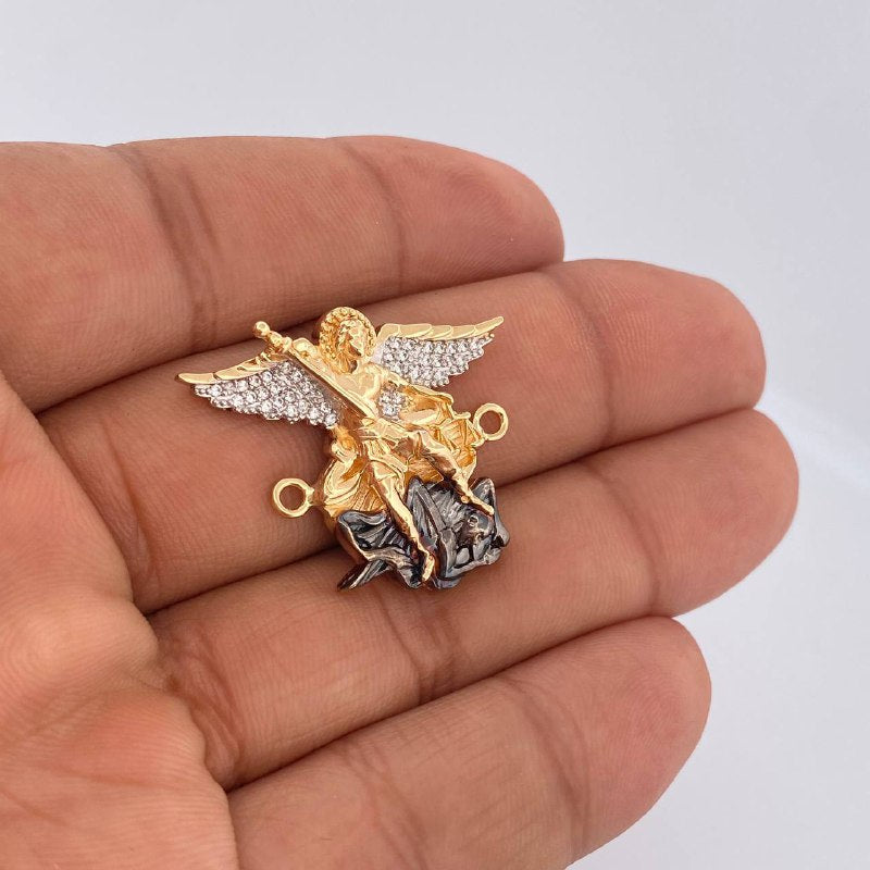 Charm San Miguel 8.45gr / 1.1in / Three 18K Golds $