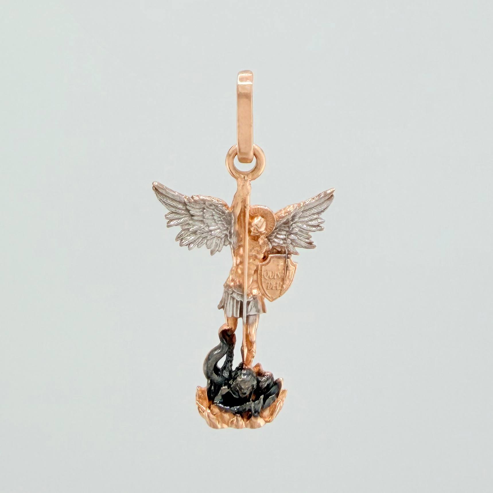 Pendant Saint Michael 1.75 g / 1 in Three Golds 18K