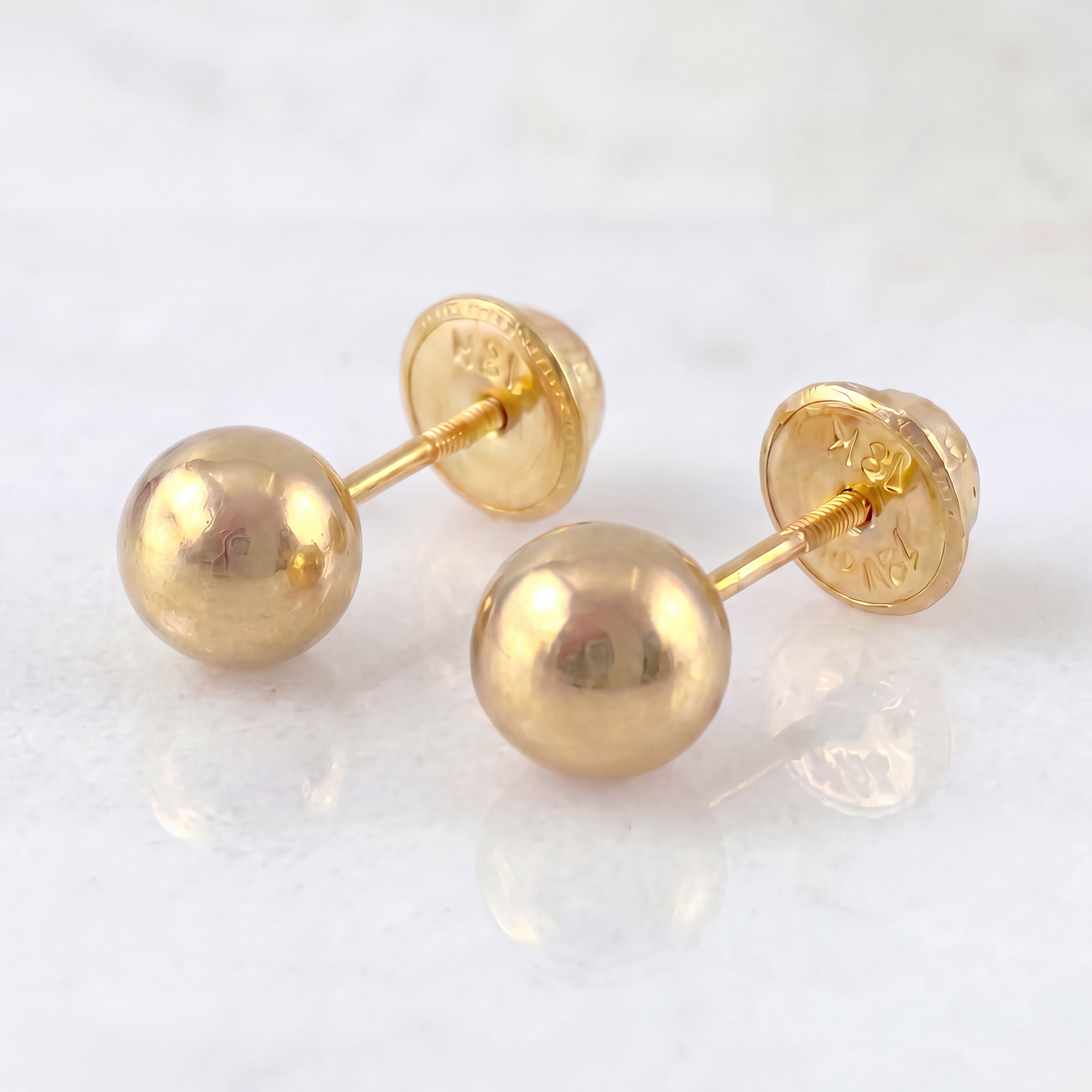 Topos Bola Lisa 0.95 g / in / 8 mm Oro Amarillo 18K
