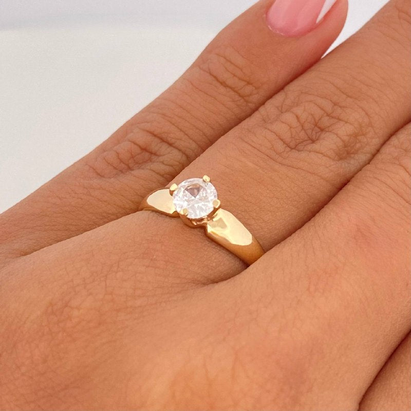 1.75 g Solitaire Ring / T5 3/4 Yellow Gold 18K