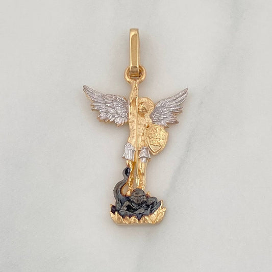 Dije San Miguel Arcangel 1.65 g / 1 in Tres Oros 18K