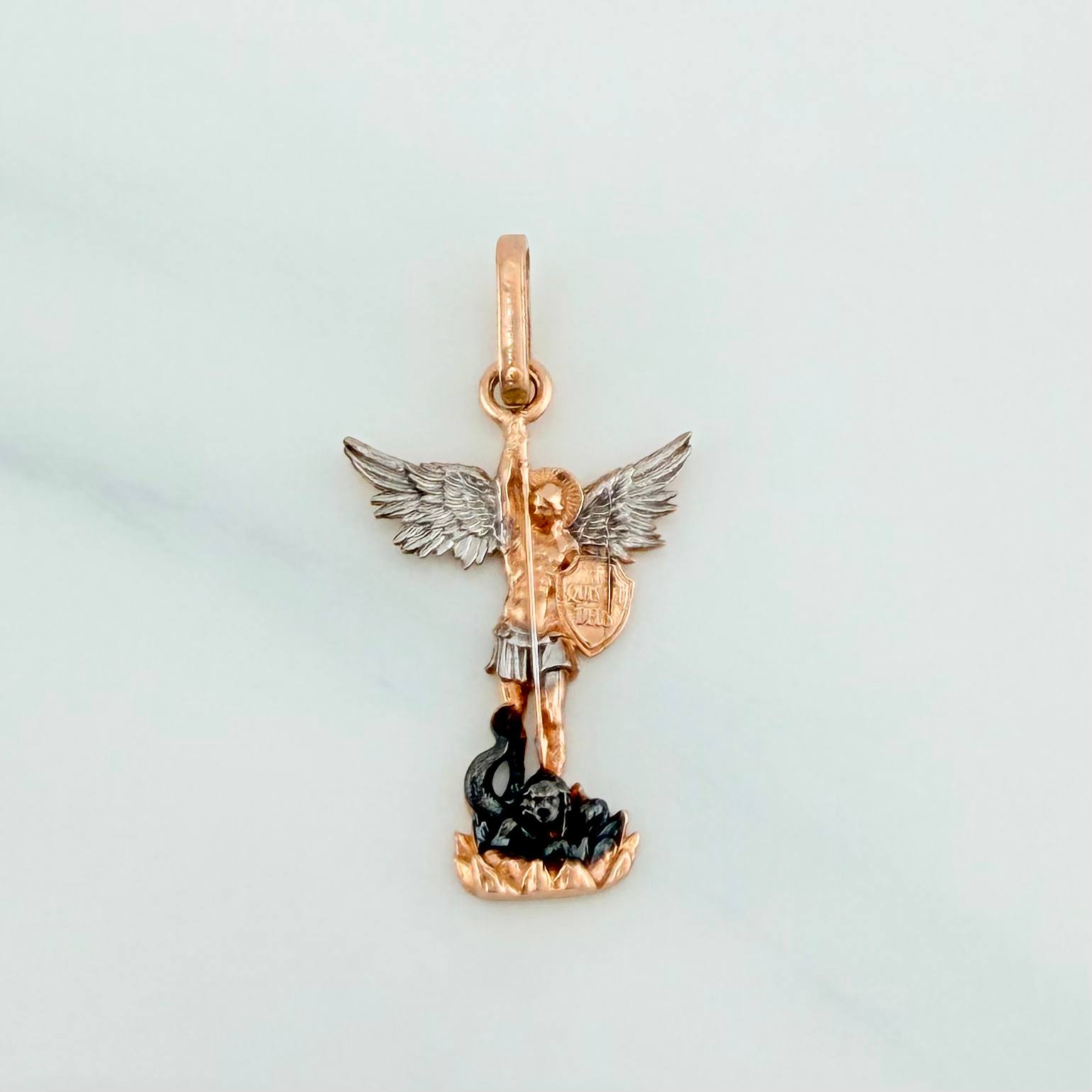 Pendant Saint Michael 1.75 g / 1 in Three Golds 18K