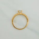 Anillo Solitario Trenzado 2.55gr / T7 1/4 / 1 in / Oro Amarillo 18K $
