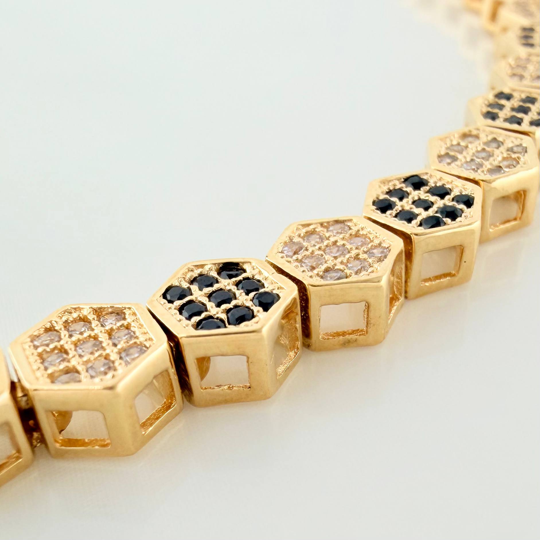 Bracelet Honeycomb 16.45 g / 8 in / 5.4 mm Yellow Gold 18K