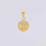 Pendant Circle Letter C 0.4g / 1/2 in 18K Yellow Gold