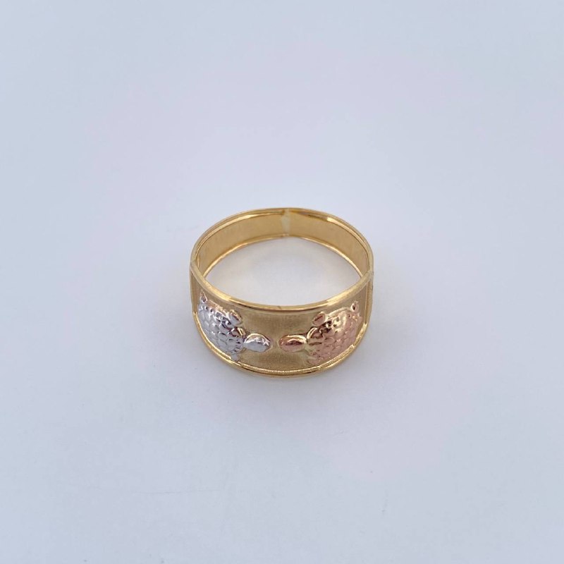Turtle Ring 1.75gr / Size 6 3/4 / 18K Gold &