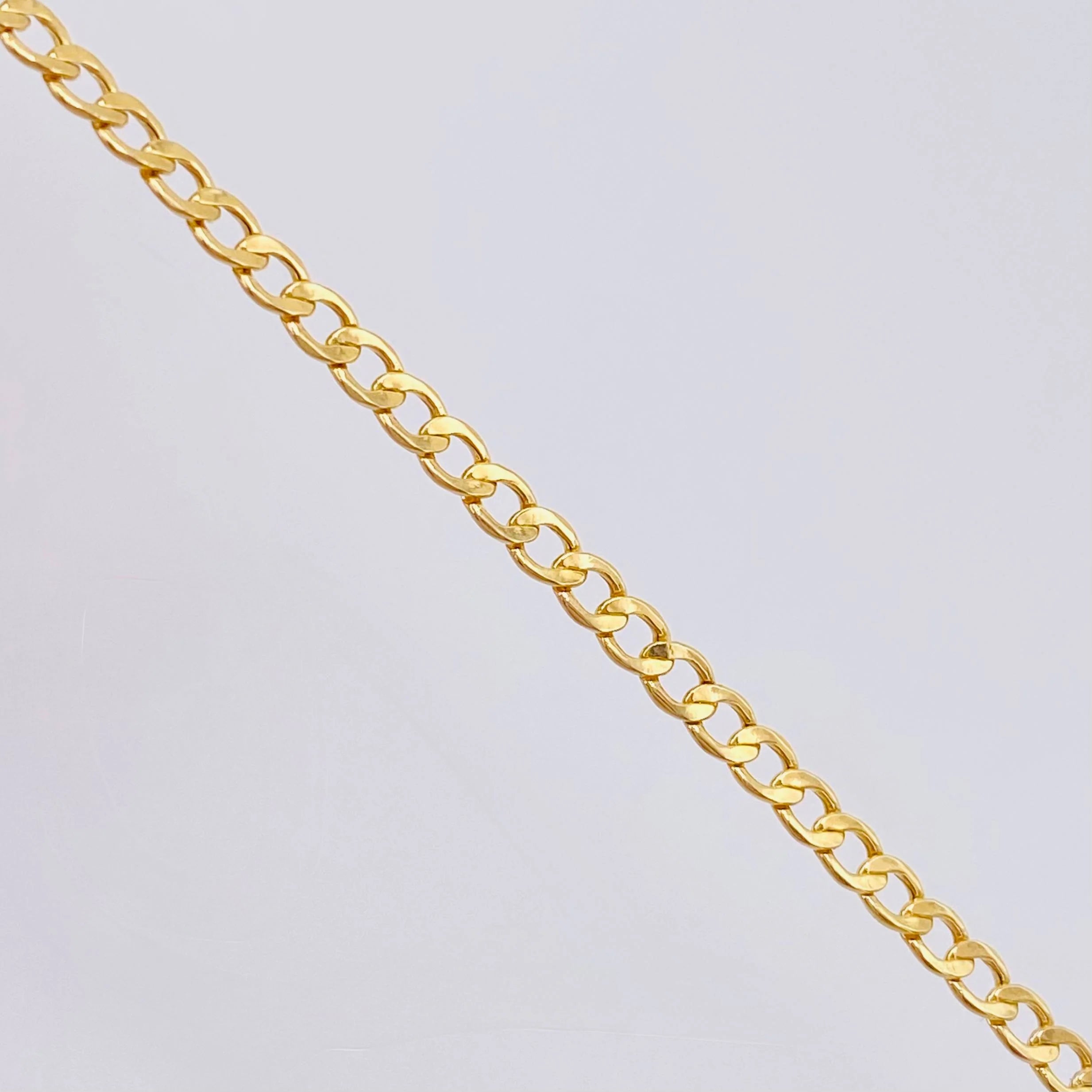 Cuban Links 2.25 g / 18 1/4 in / 2.5 mm Yellow Gold 18K