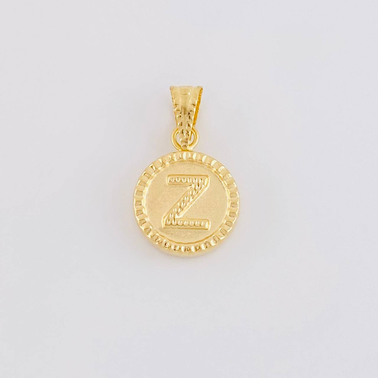 Dije Letra Z Doble Textura 0.6g / 3/4 in Oro Amarillo 18K