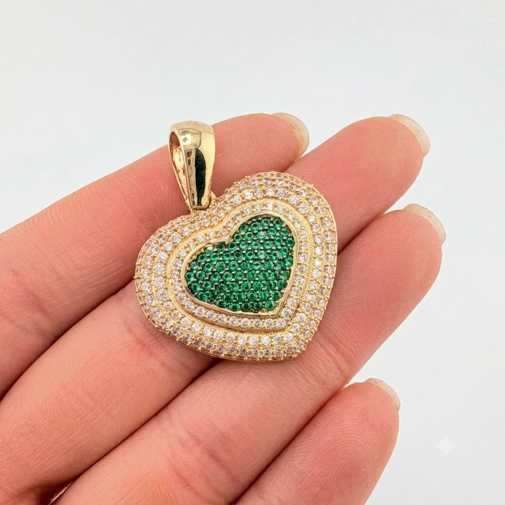 Dije Halo Corazón Tupido 9.75g / 1 1/2 in Oro Amarillo 18K