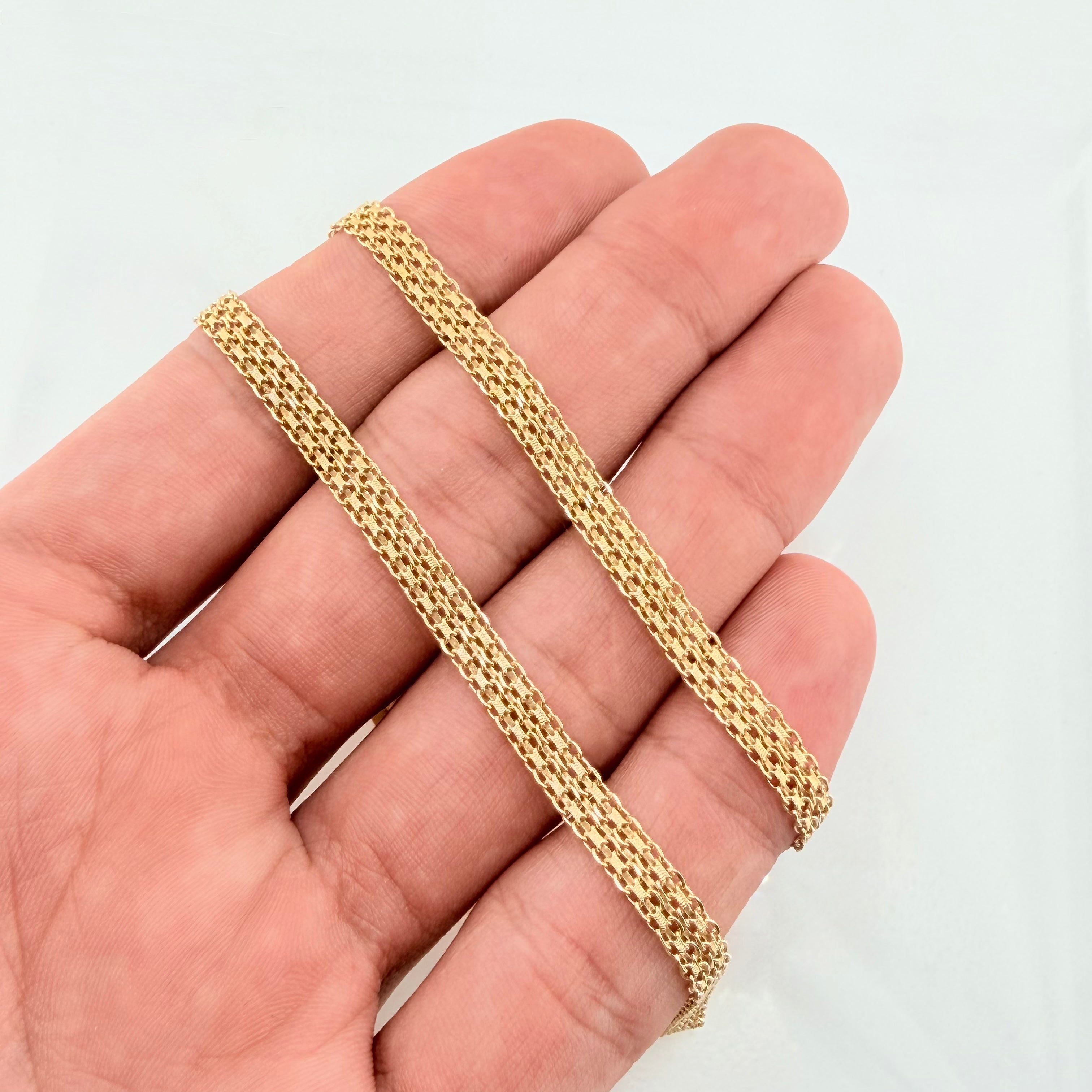 Cadena China 15.7gr / 23 1/2 in / 4.9mm Oro Amarillo +1 18K ©