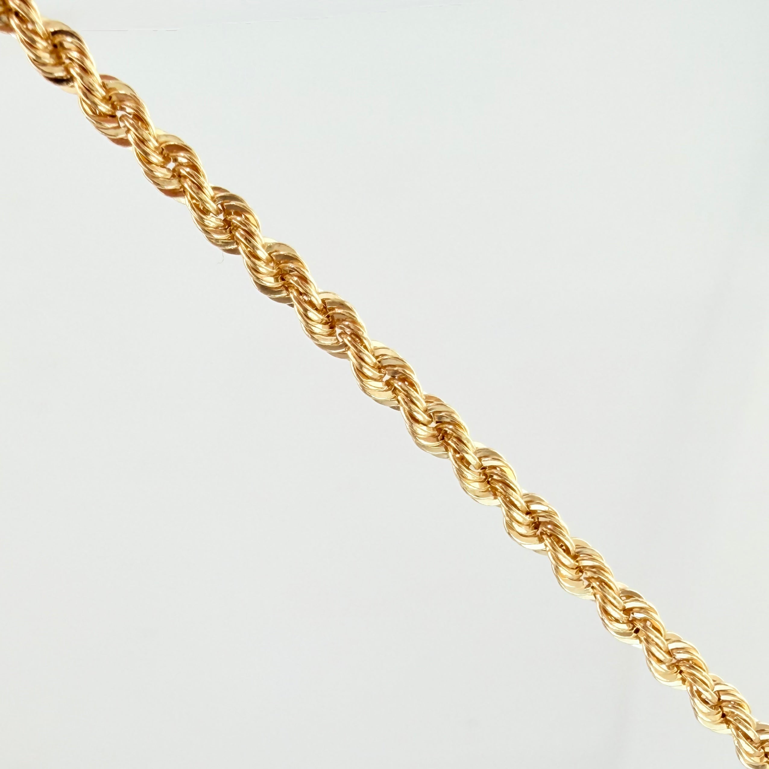 Rope Chain 3.8gr / 23 1/2 in / 2.2mm Yellow Gold +3 18K ©