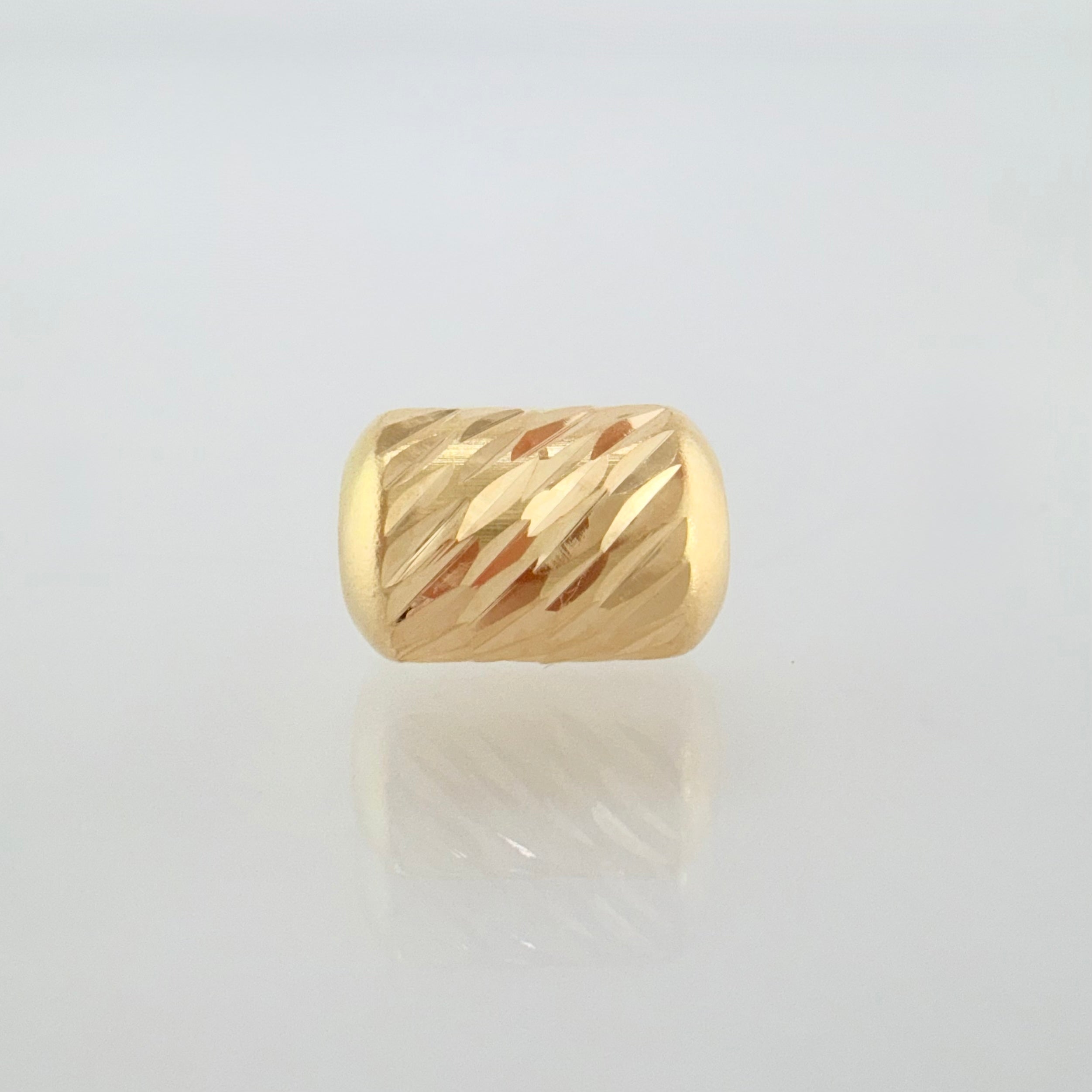 Herraje Cilindro Diamantado 0.15g / 1/4 in Oro Amarillo 18K