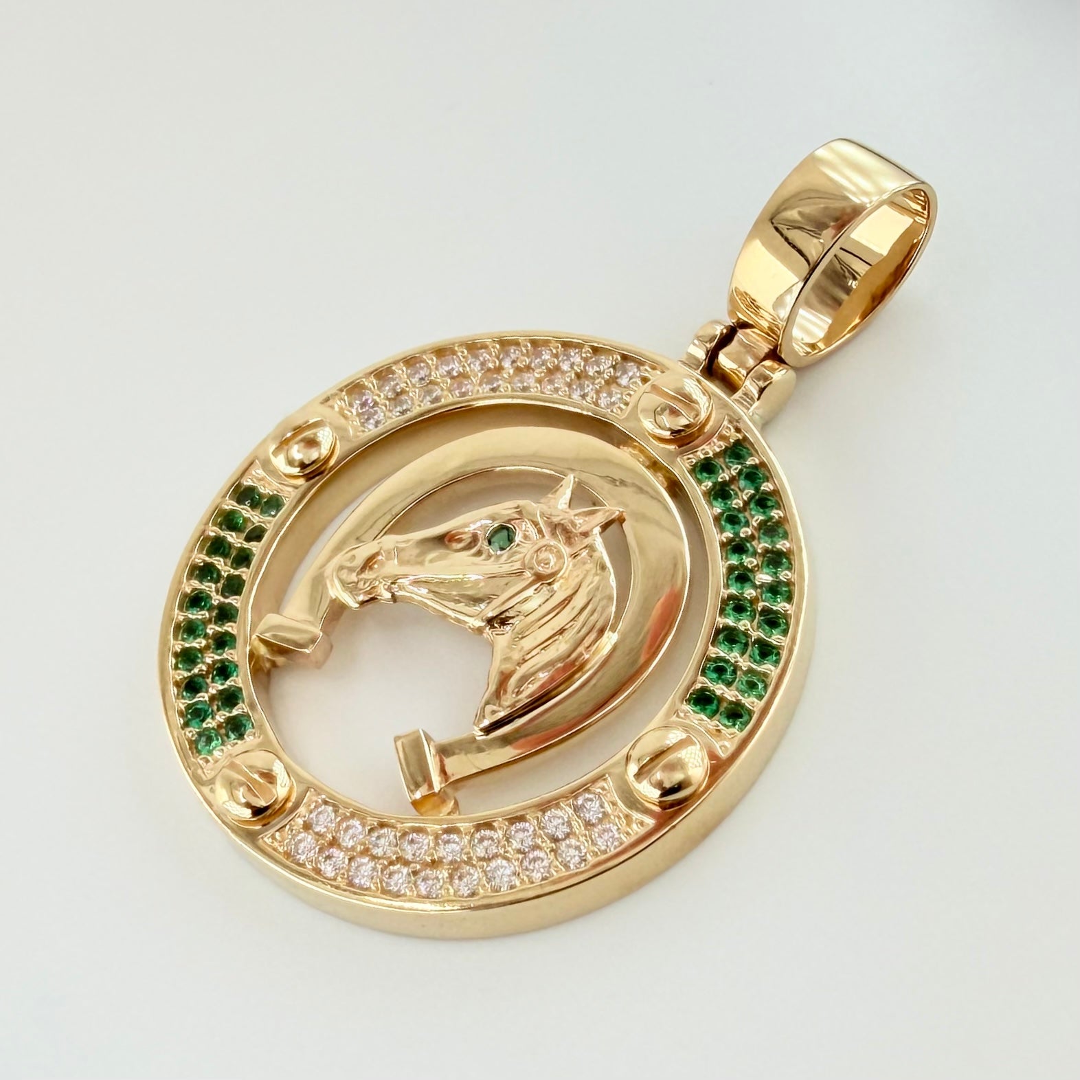 Dije Marco Herradura Caballo 10.85gr / 1 3/4 in / Oro Amarillo 18K *