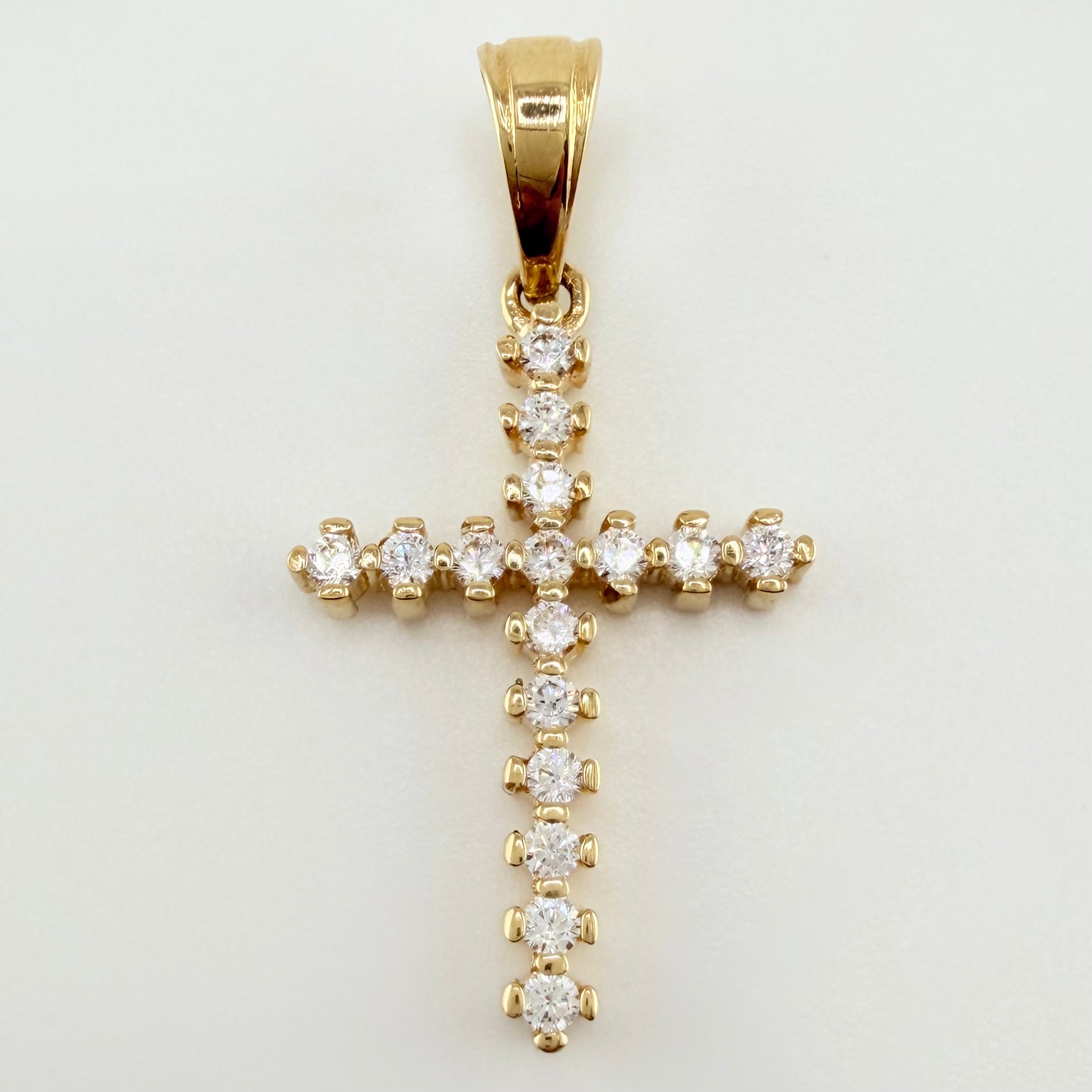 Dije Cruz 1.7gr / 1 1/4 in / Oro Amarillo 18K ©