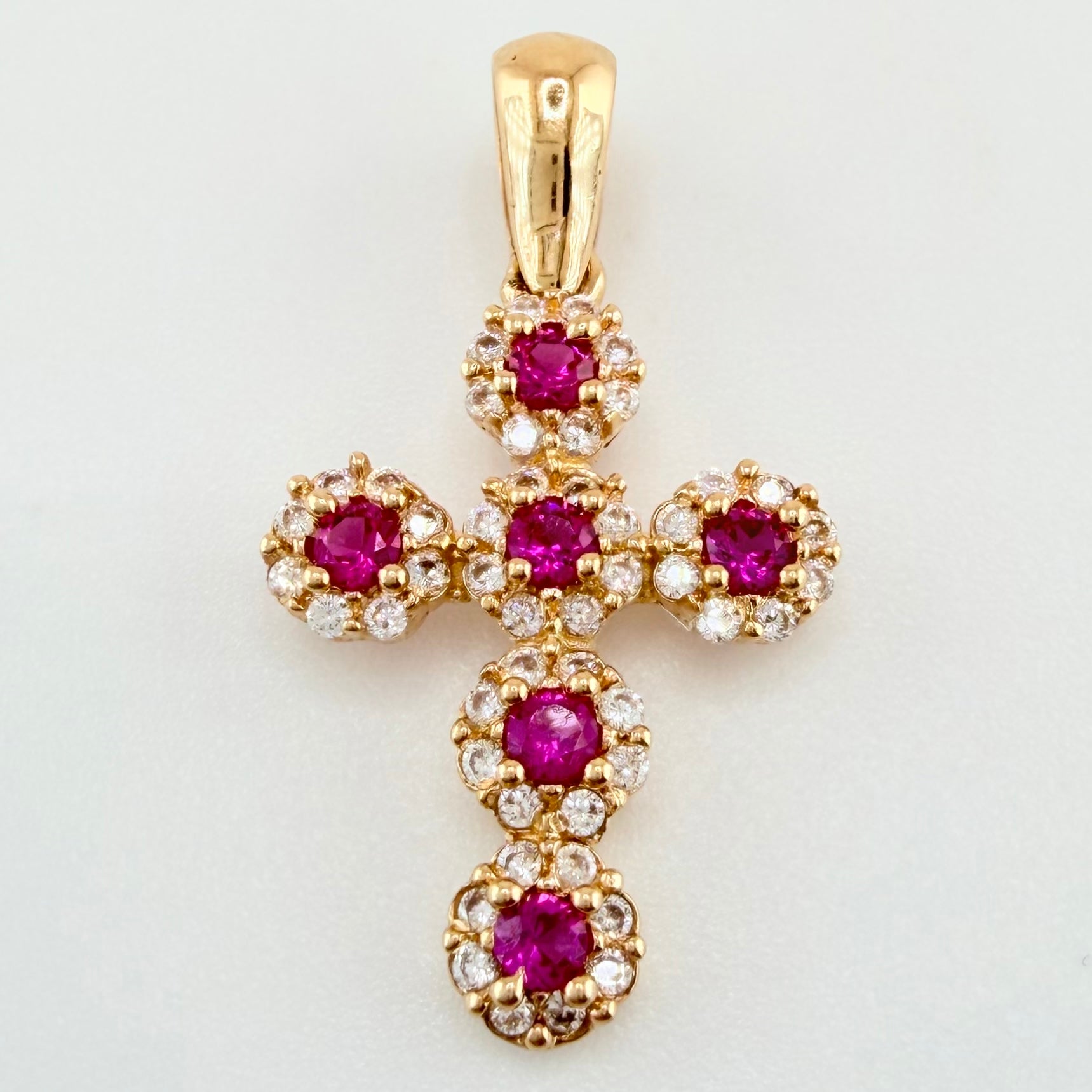 Dije Cruz Tupida 1.5gr / 1 in / Oro Amarillo 18K *