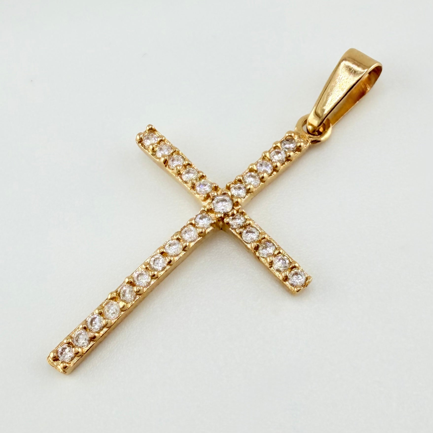 Dije Cruz 1.15gr / 1 1/4 in / Oro Amarillo 18K ©