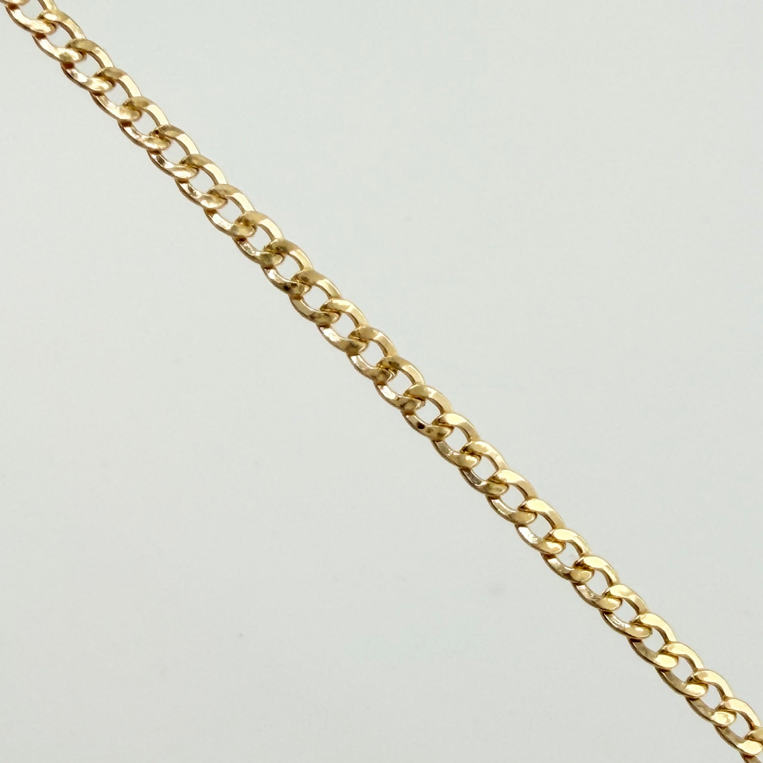 Tobillera Cubana 1.95gr / 9 3/4 in / 2.3mm Oro Amarillo +1 18K ©