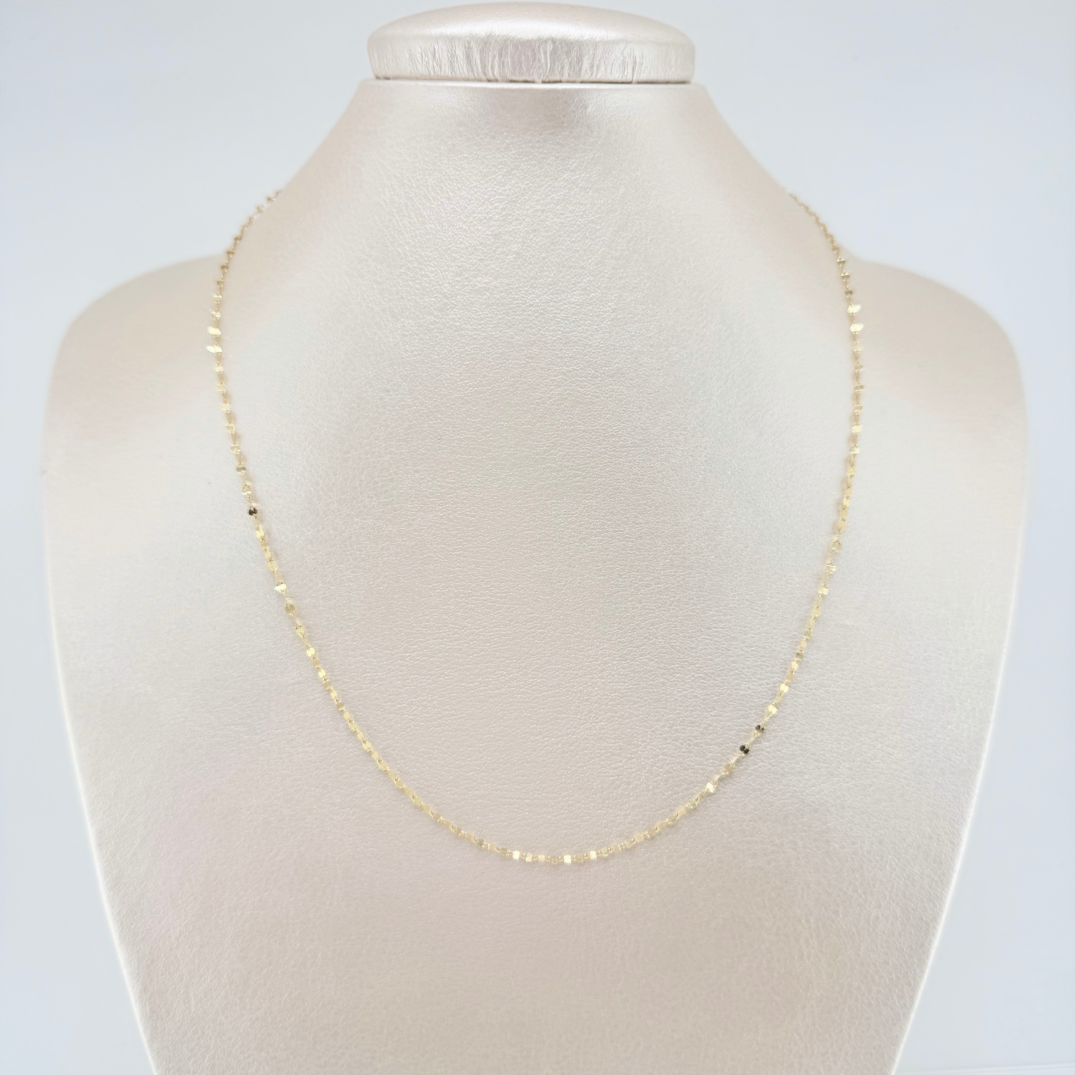 Cadena Flor Espejo 0.85gr / 17 3/4 in / 1.6mm Oro Amarillo +3 18K ©