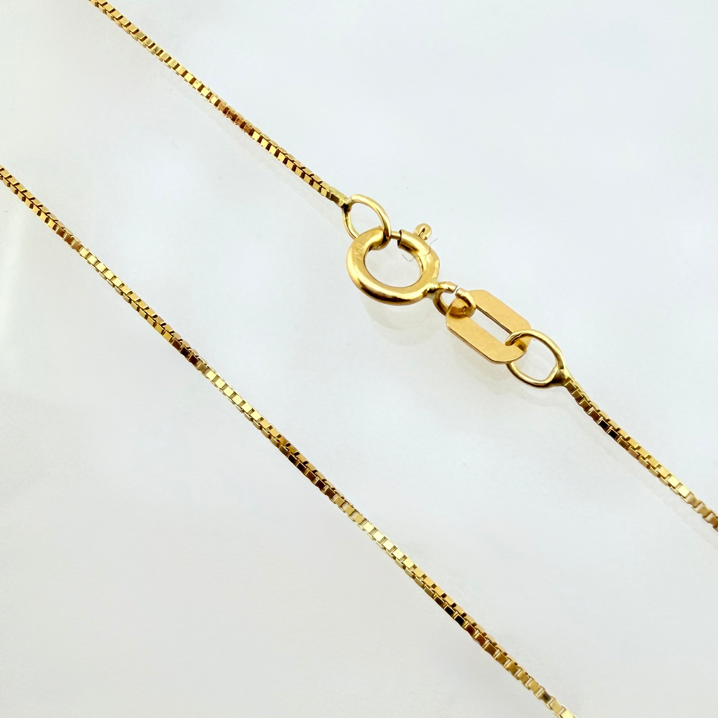 Cadena Veneciana 1 gr / 50 cm / 0.50mm Oro Amarillo +3 18K