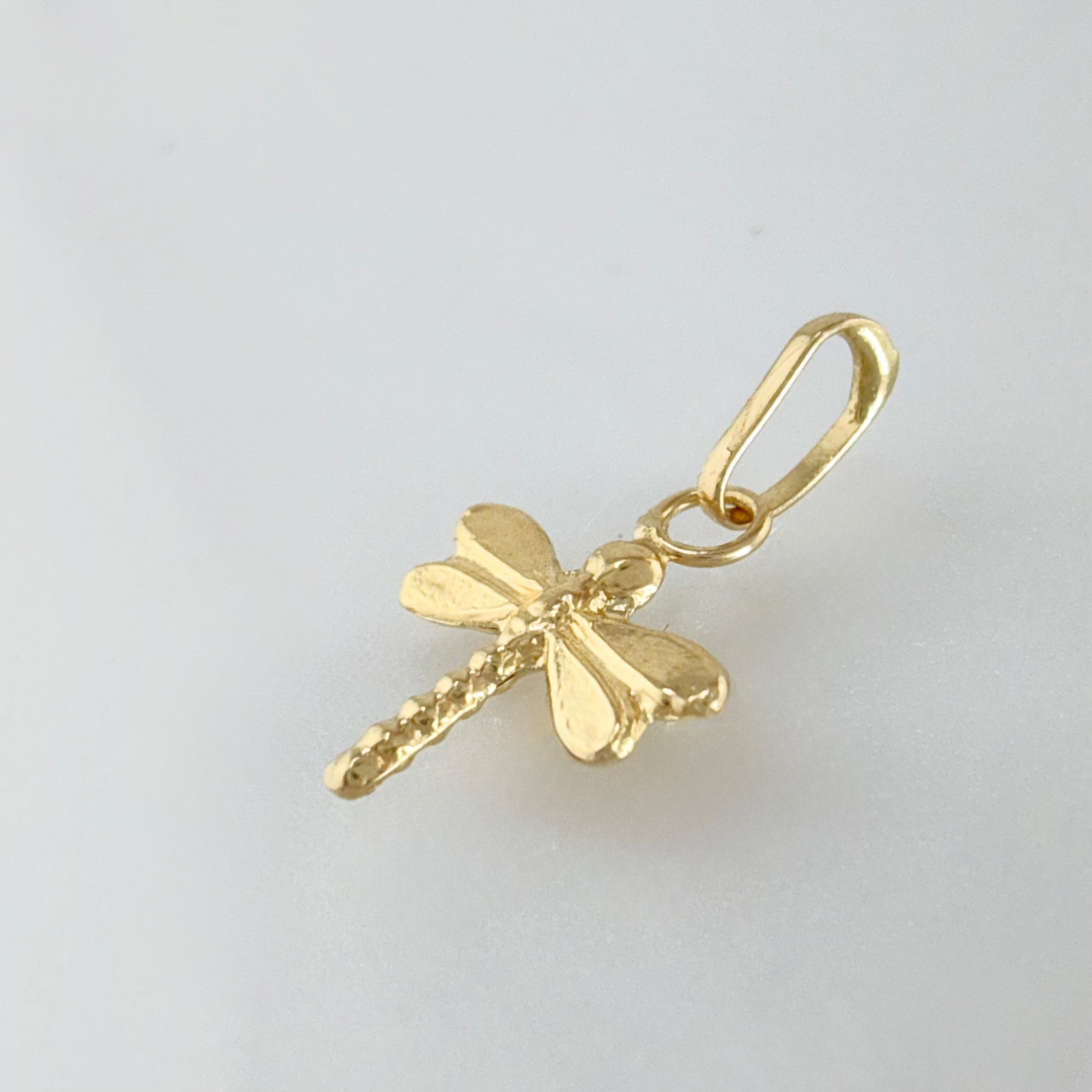 Dije Libelula 0.2gr / 1/2 in / Oro Amarillo 18K *
