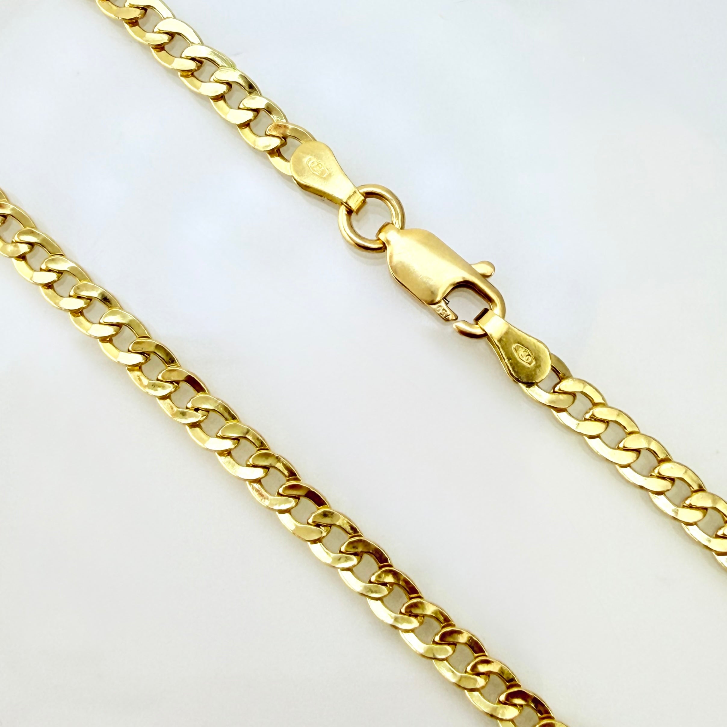 Cadena Cubana 7.3gr / 23 1/2 in / 3mm Oro Amarillo +1 18K