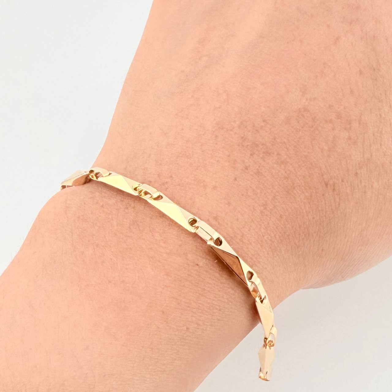 Bracelet Rustic Rhombus 4.75 g / 8 1/4 in / 3.8 mm Yellow Gold 18K