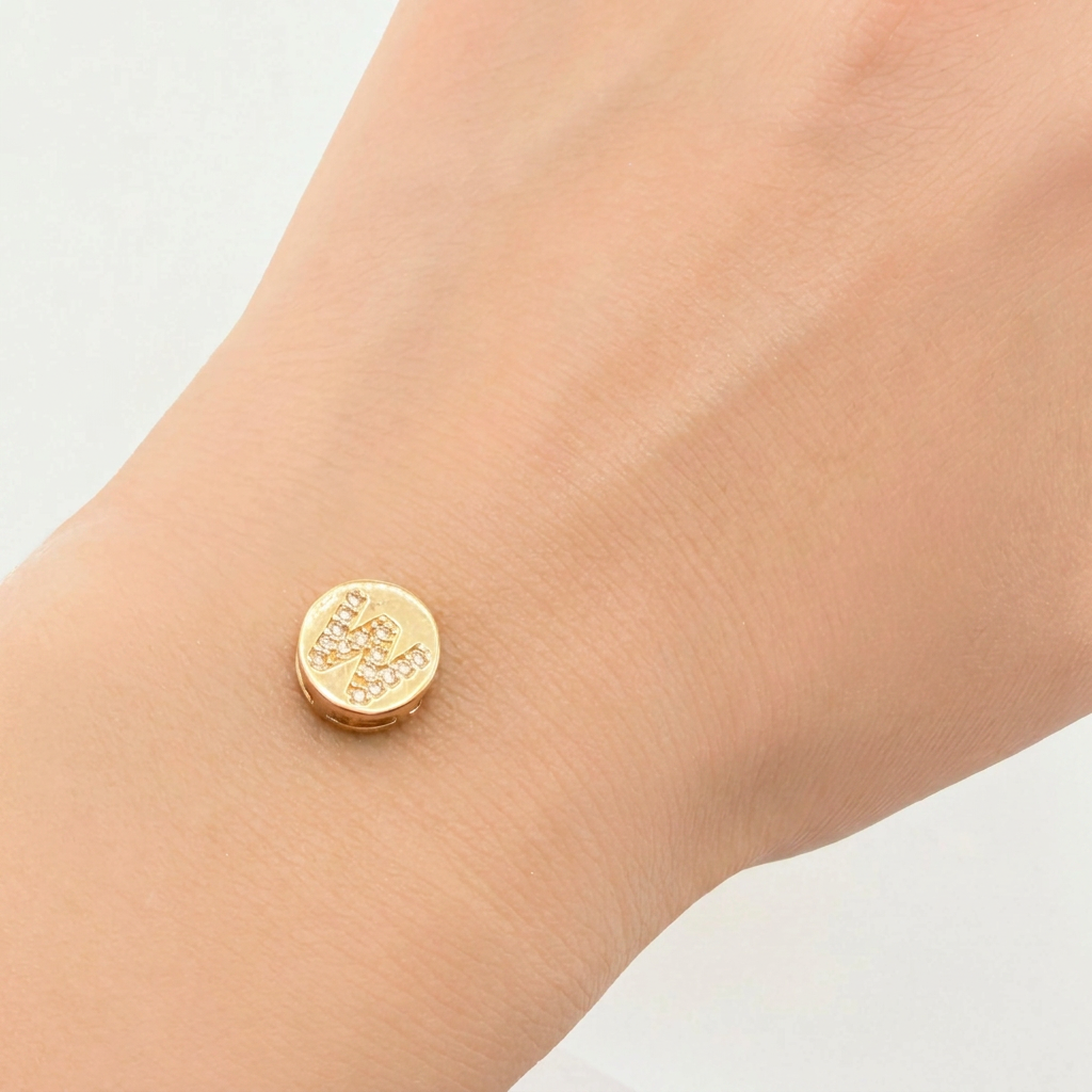 Pendant Charm Letter W 1.35gr / 1/2 in / Yellow Gold 18K *