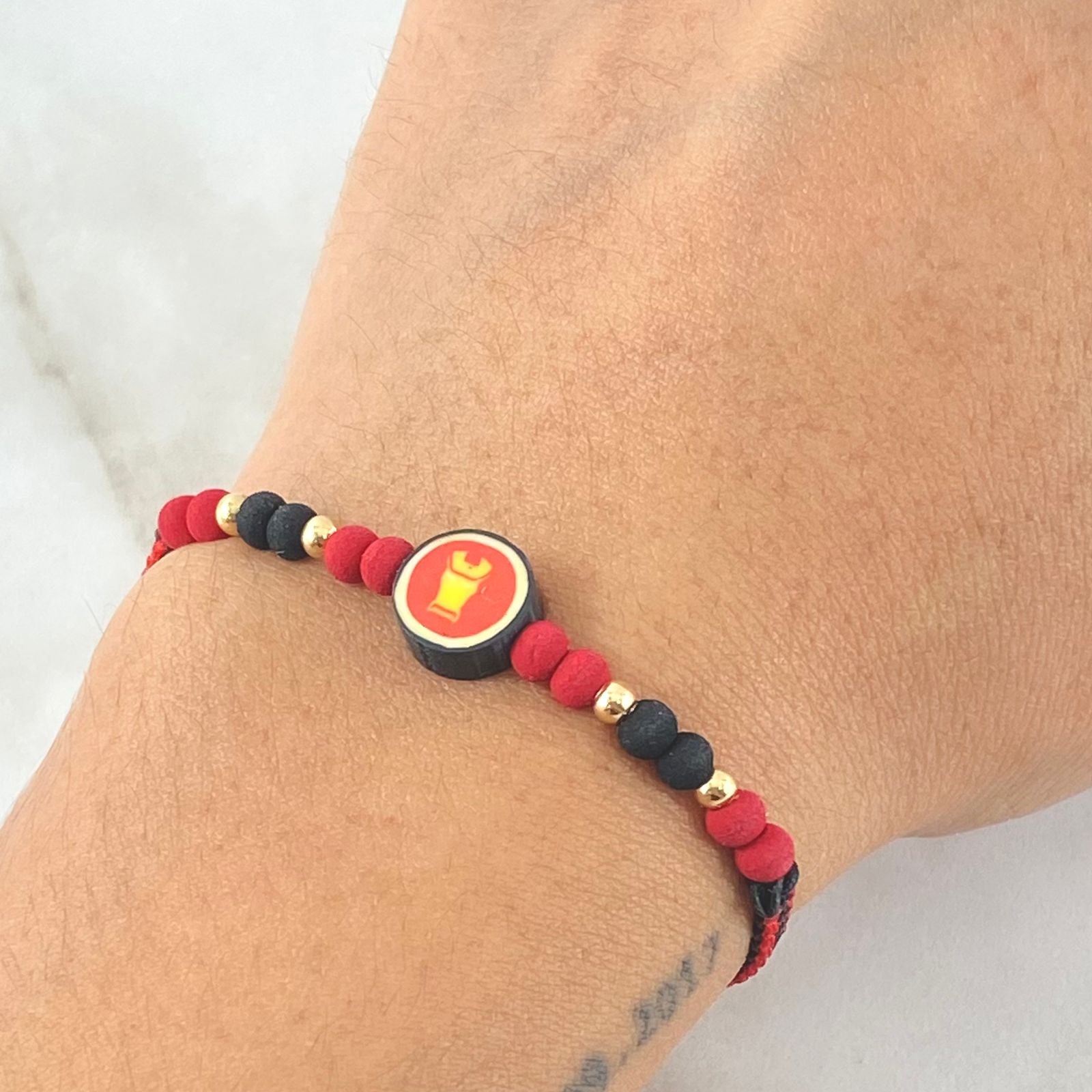 Red Superhero Helmet Bracelet 4 Pcs 18K Gold (A.C)