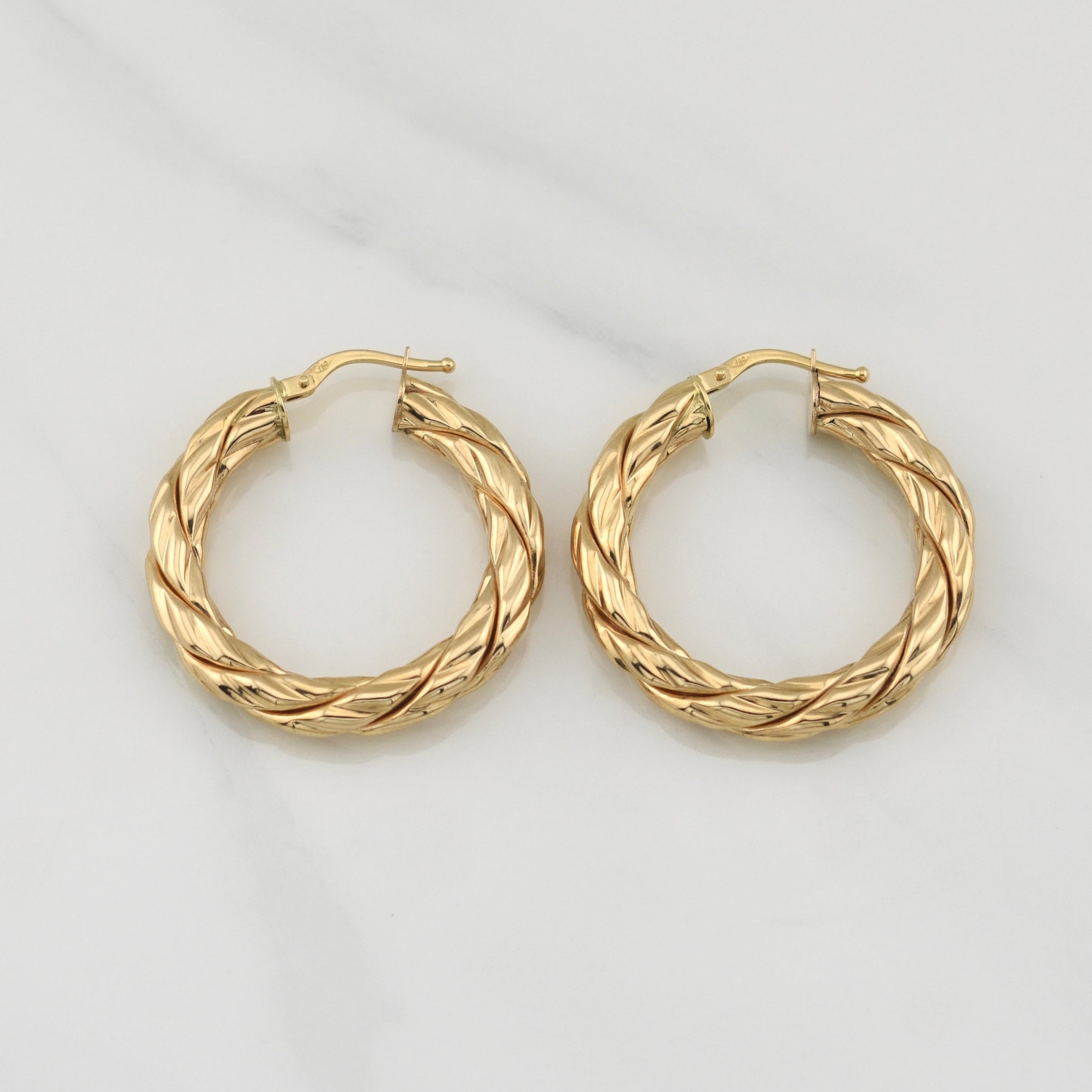 Candongas Tati 3.95gr / 1 1/4 in / Oro Amarillo +4 18K !