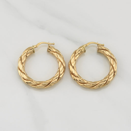 Candongas Tati 3.95gr / 1 1/4 in / Oro Amarillo +4 18K !