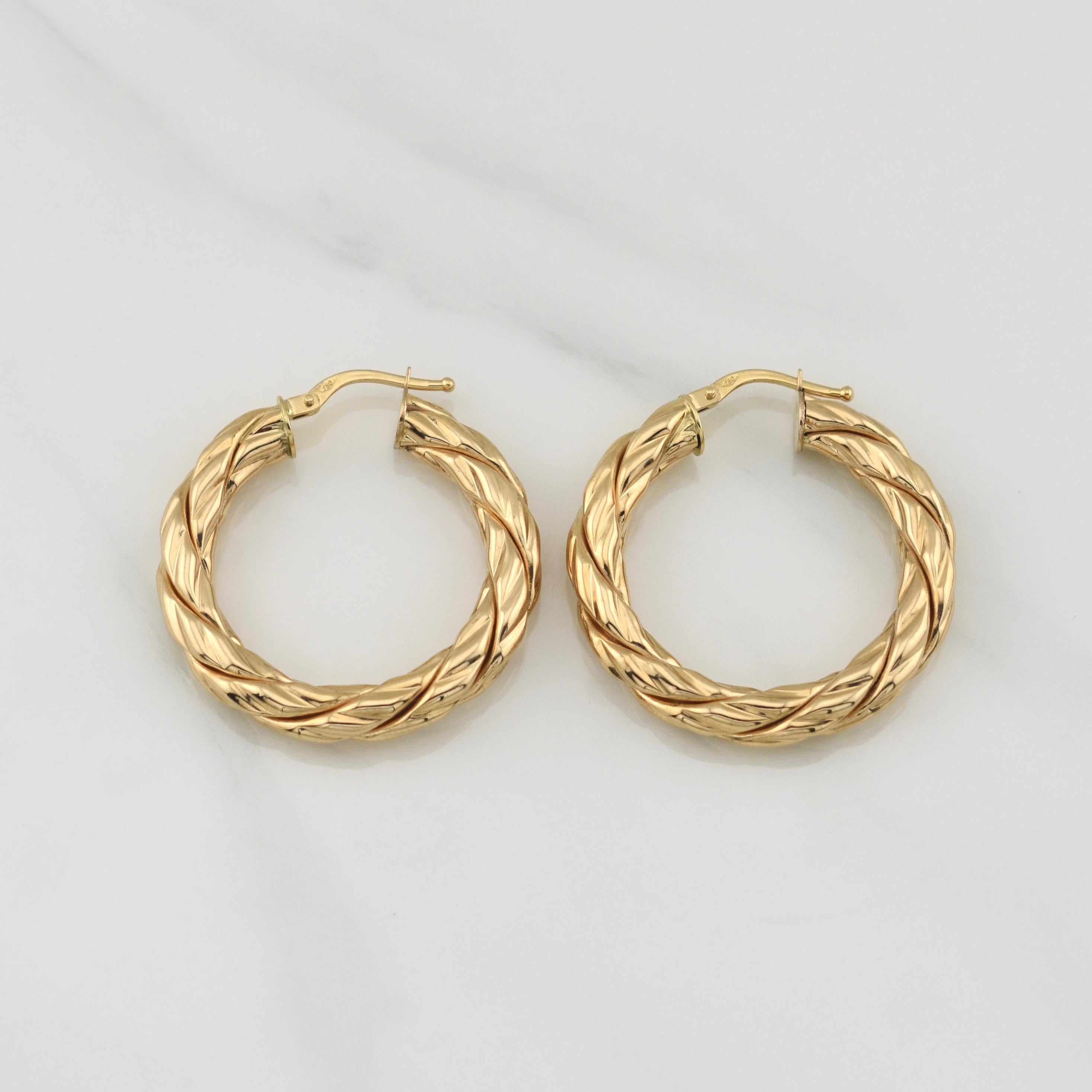 Candongas Tati 3.9gr / 1 1/4 in / Oro Amarillo +4 18K !