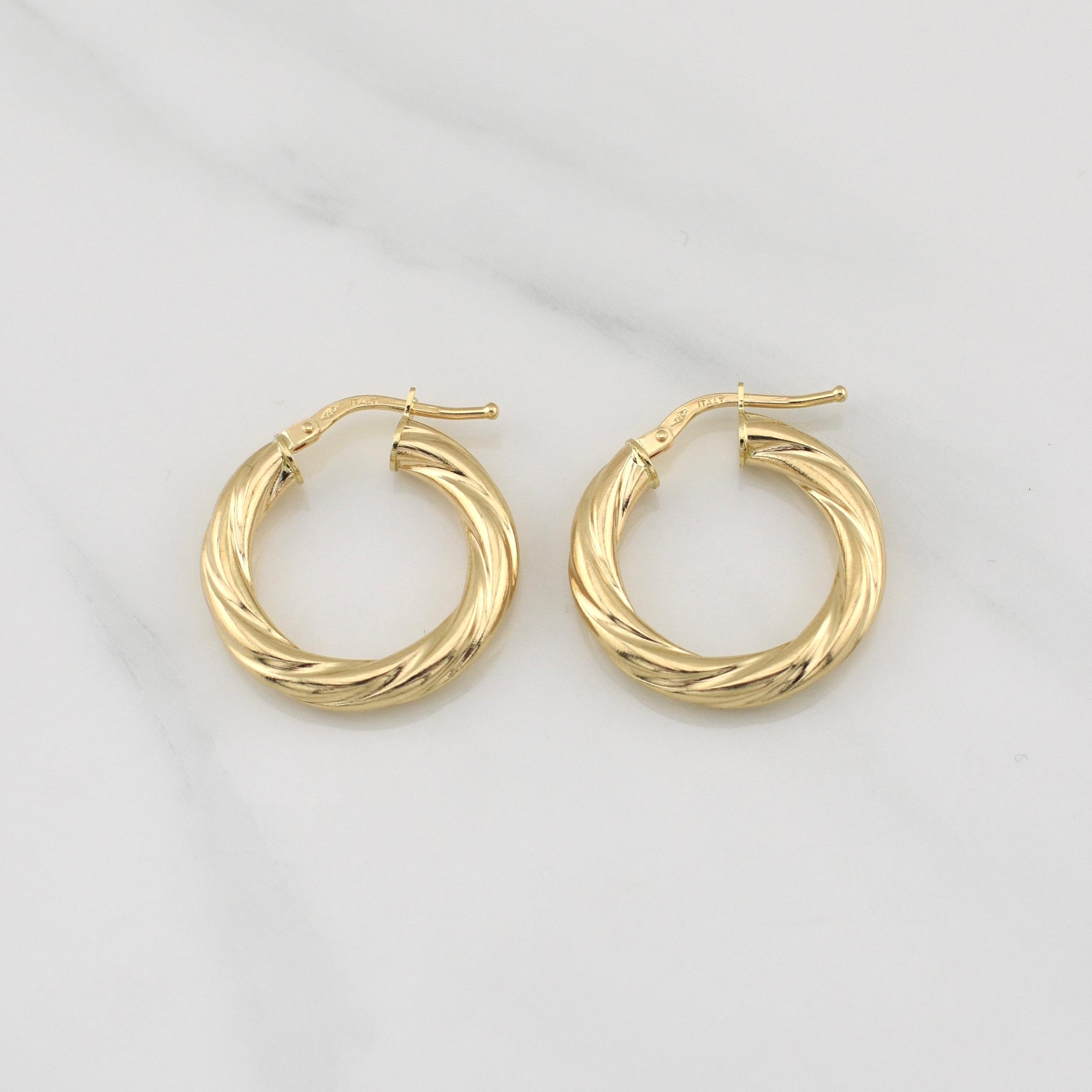 Candongas Mary 2.4gr / 1 in / Oro Amarillo +4 18K !