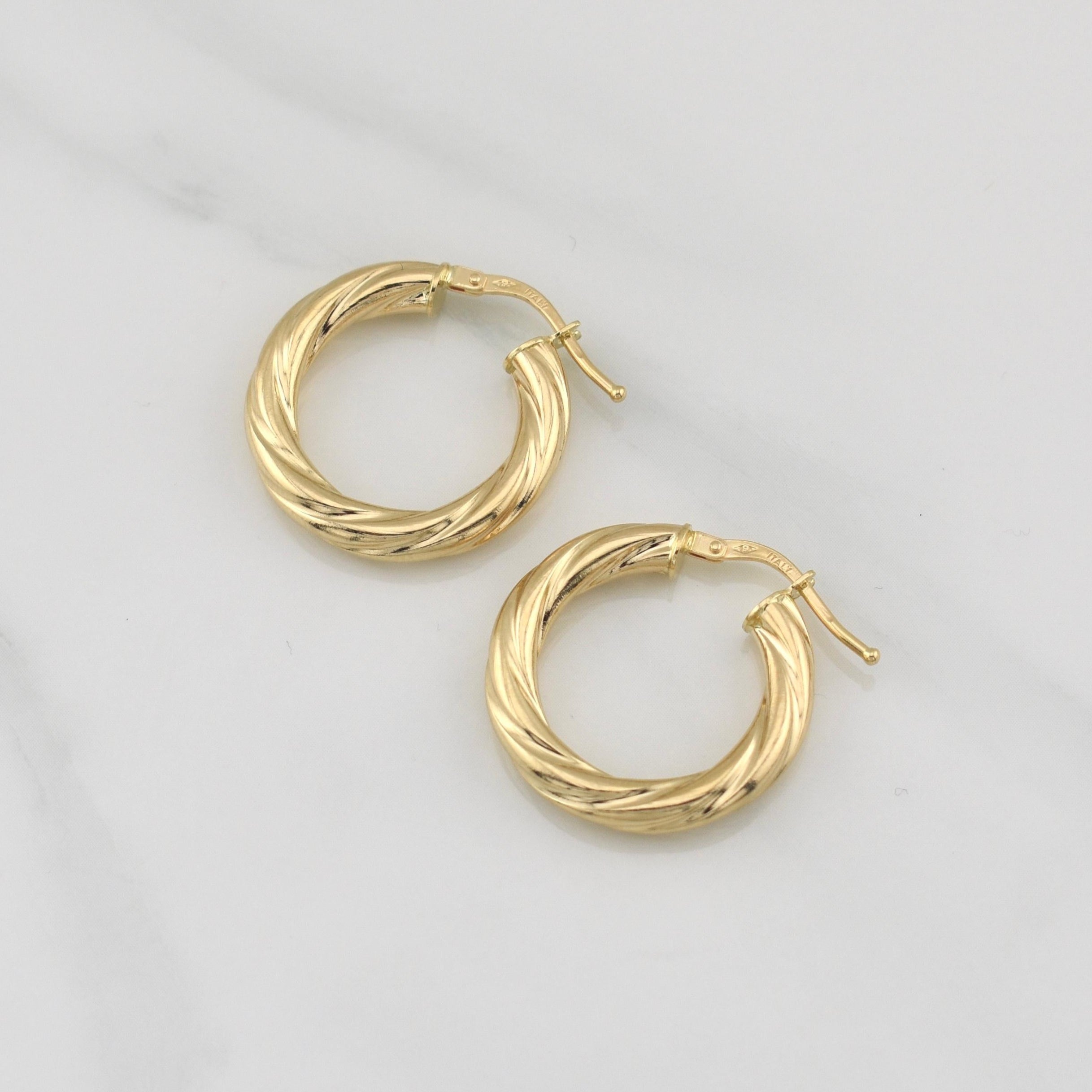 Candongas Mary 2.4gr / 1 in / Oro Amarillo +4 18K !