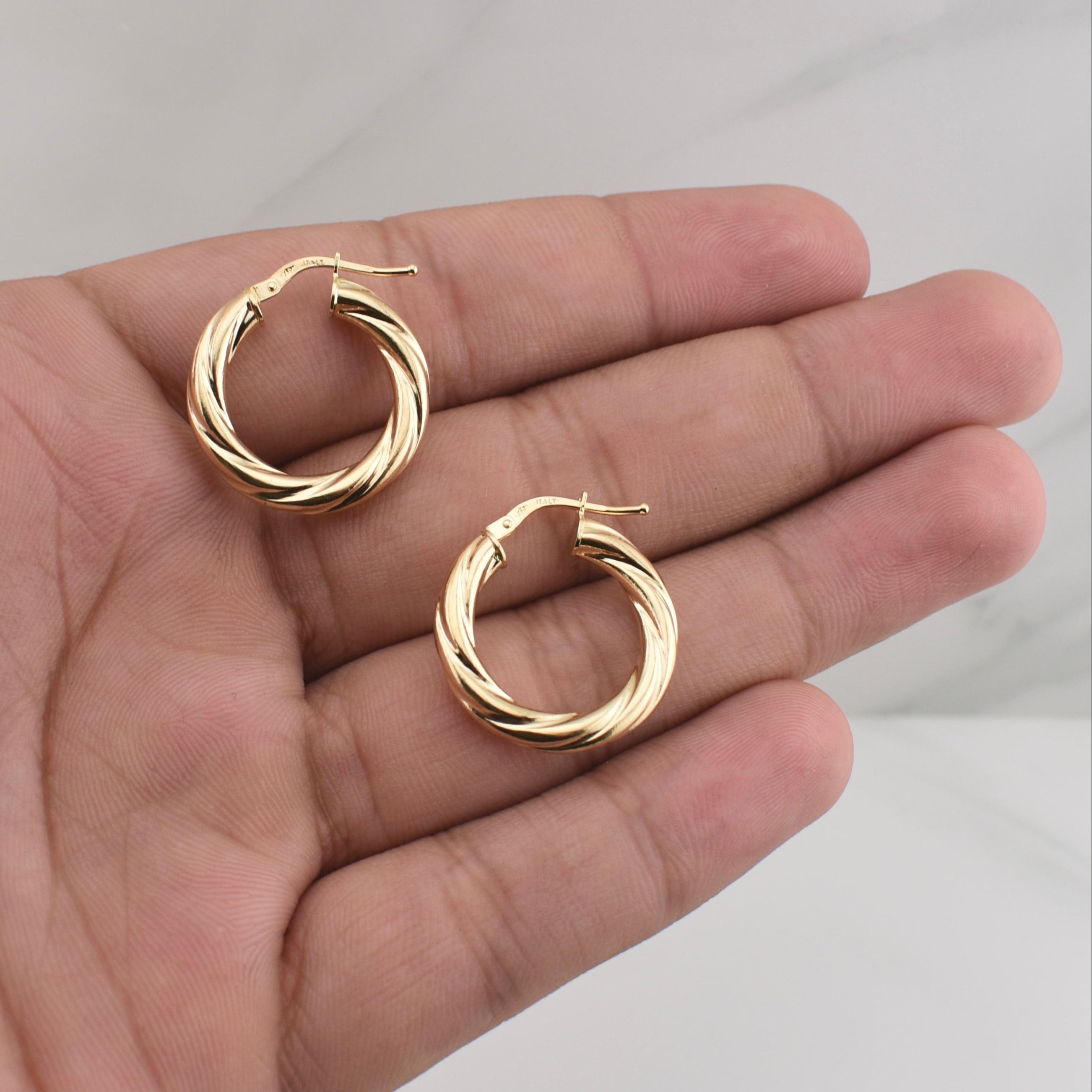 Candongas Mary 2.5gr / 1 in / Oro Amarillo +4 18K !