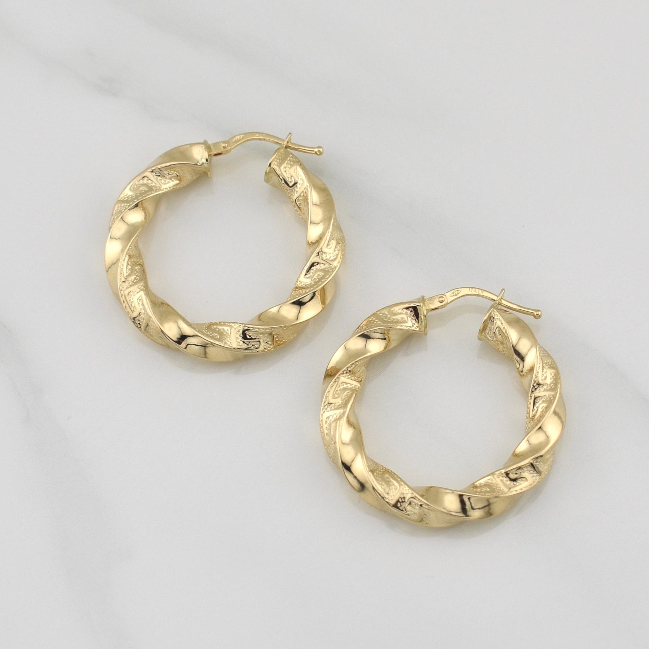 Cleo Hoop Earrings 4.05gr / 1 1/4 in / Yellow Gold +4 18K !
