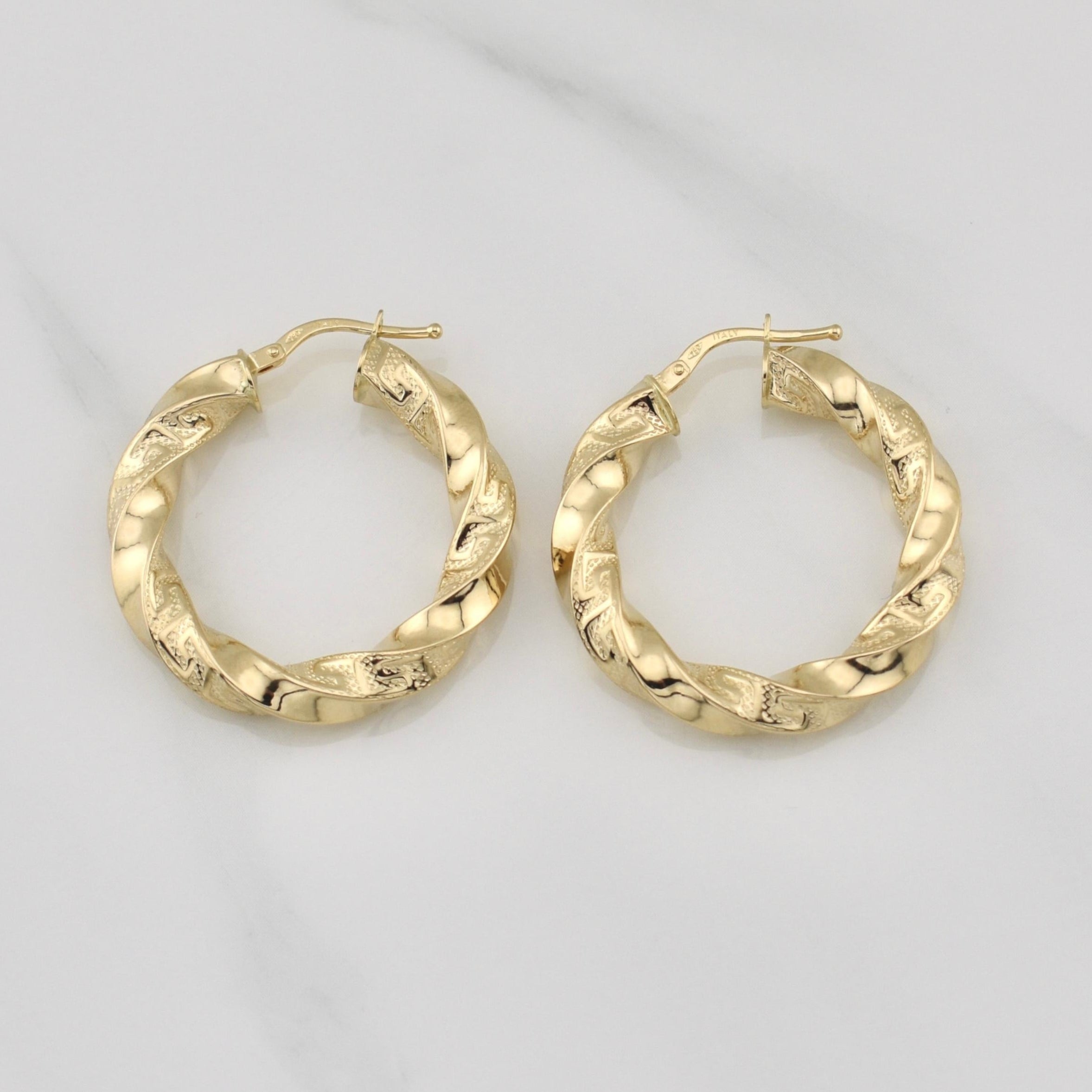 Cleo Hoop Earrings 4.05gr / 1 1/4 in / Yellow Gold +4 18K !