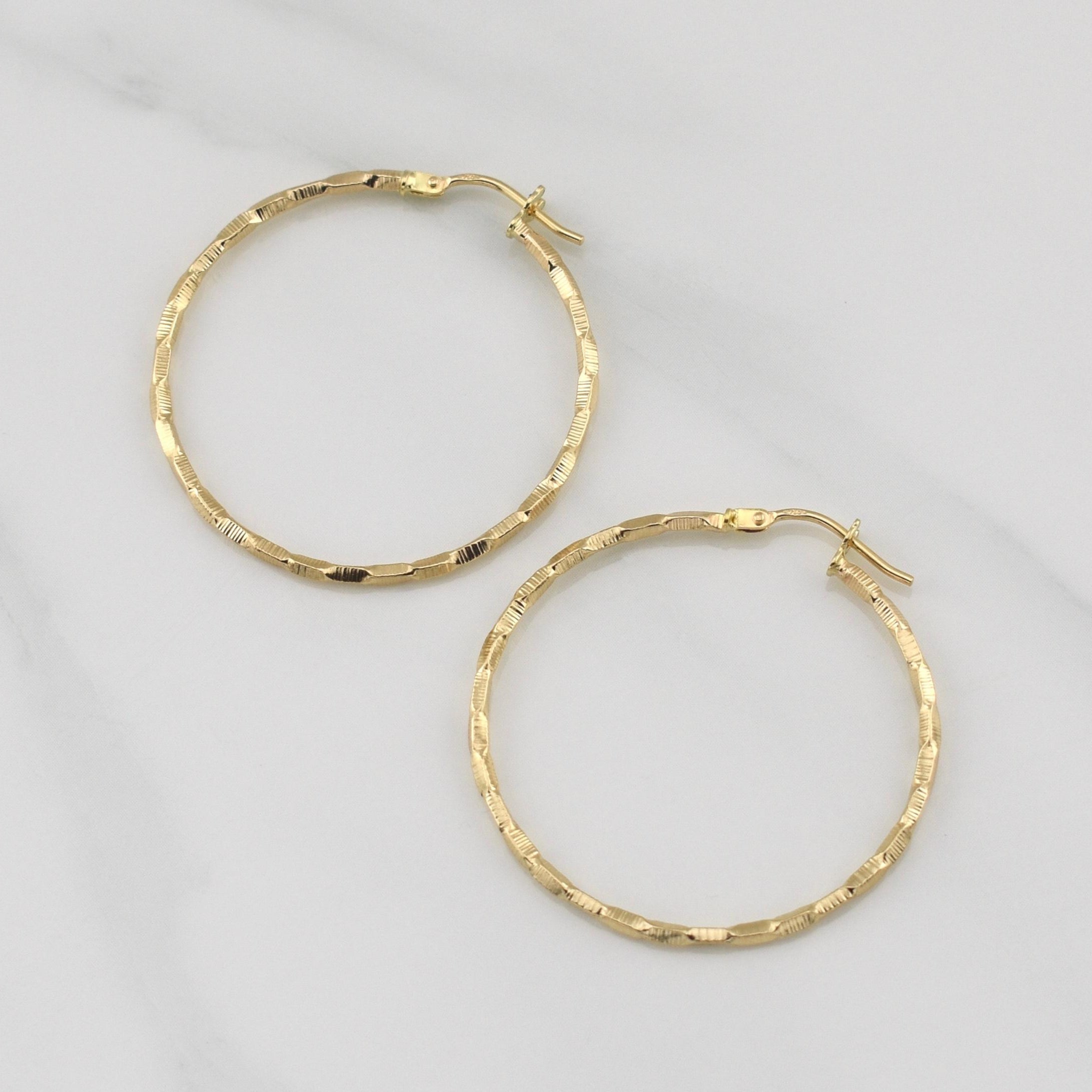 Hoop Earrings Cora 1.75gr / 1 1/2 in / Yellow Gold +4 18K !