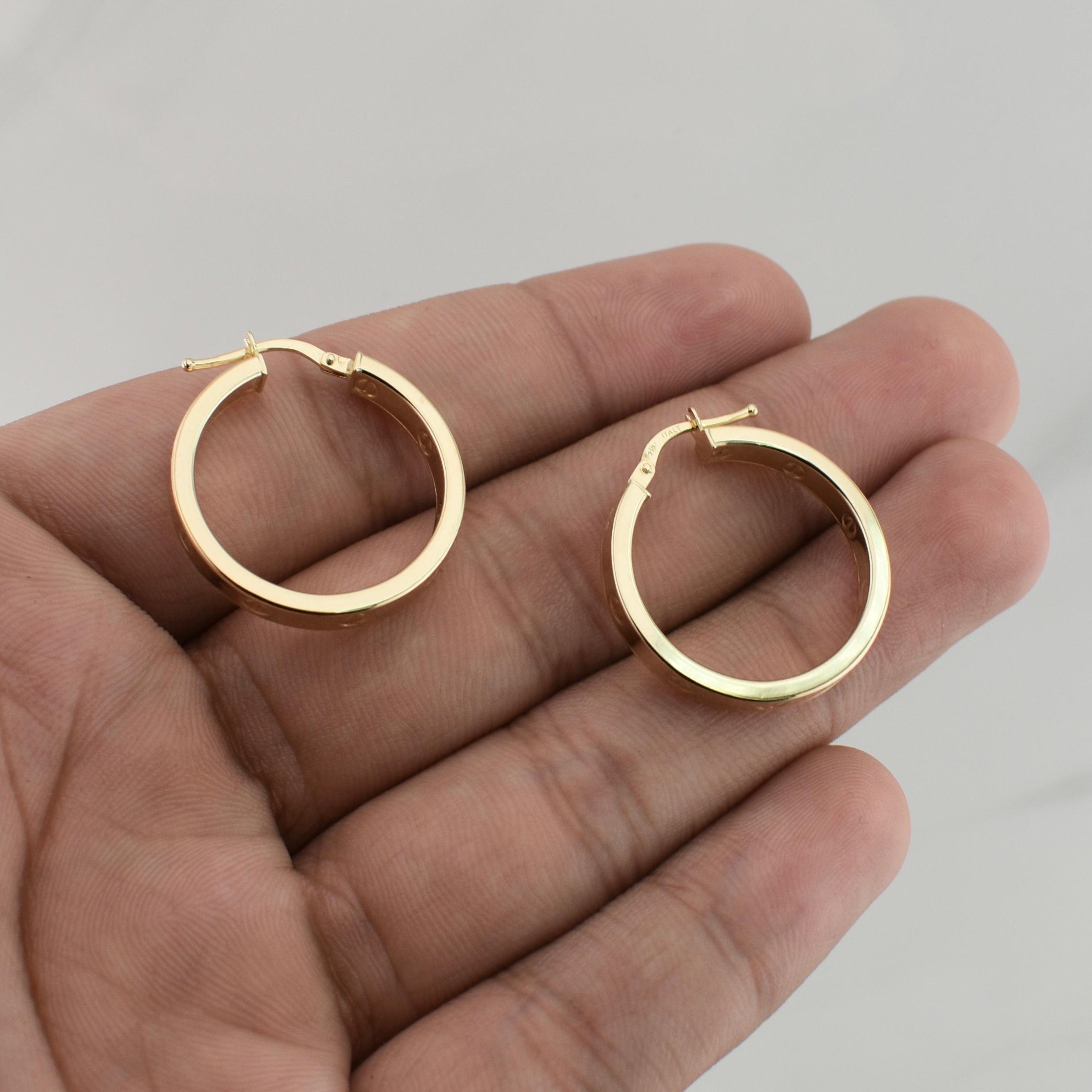 Hoop Earrings Screw 2.45gr / 1 in / Yellow Gold +4 18K !