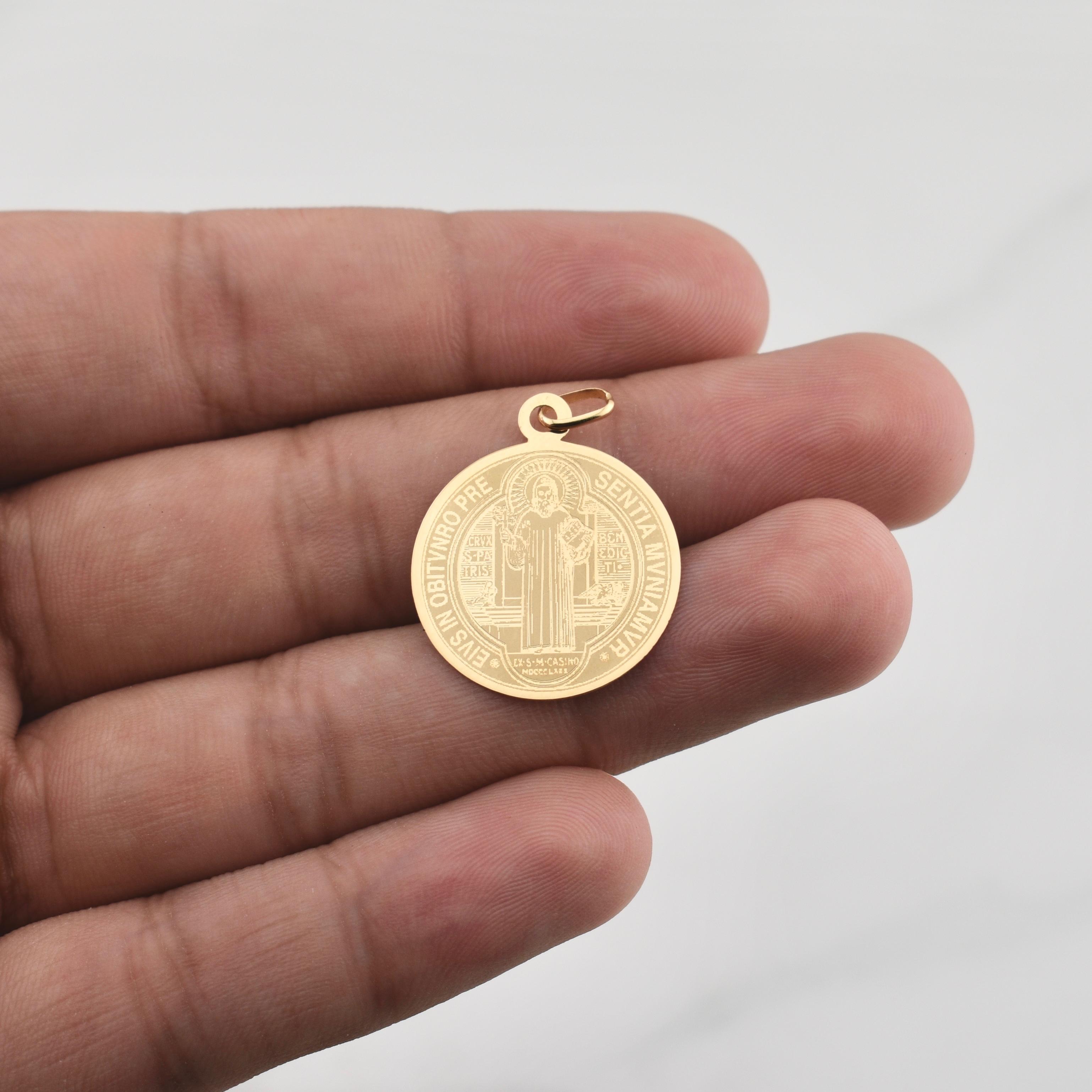 Dije San Benito 1.65gr / 1 1/4 in / Oro Amarillo +4 18K !