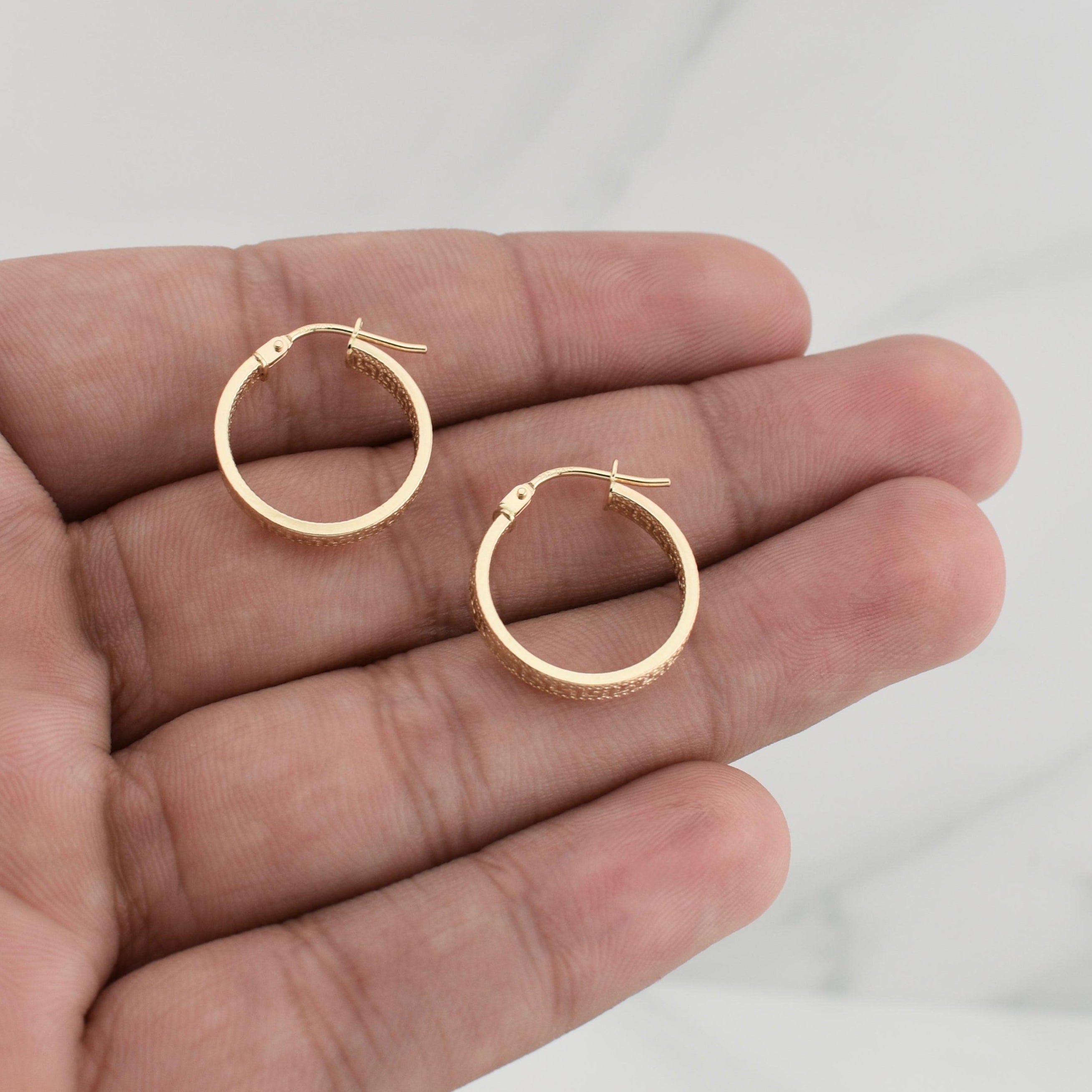 Hoop Earrings Atena 1.3gr / 3/4 in / Yellow Gold +4 18K !