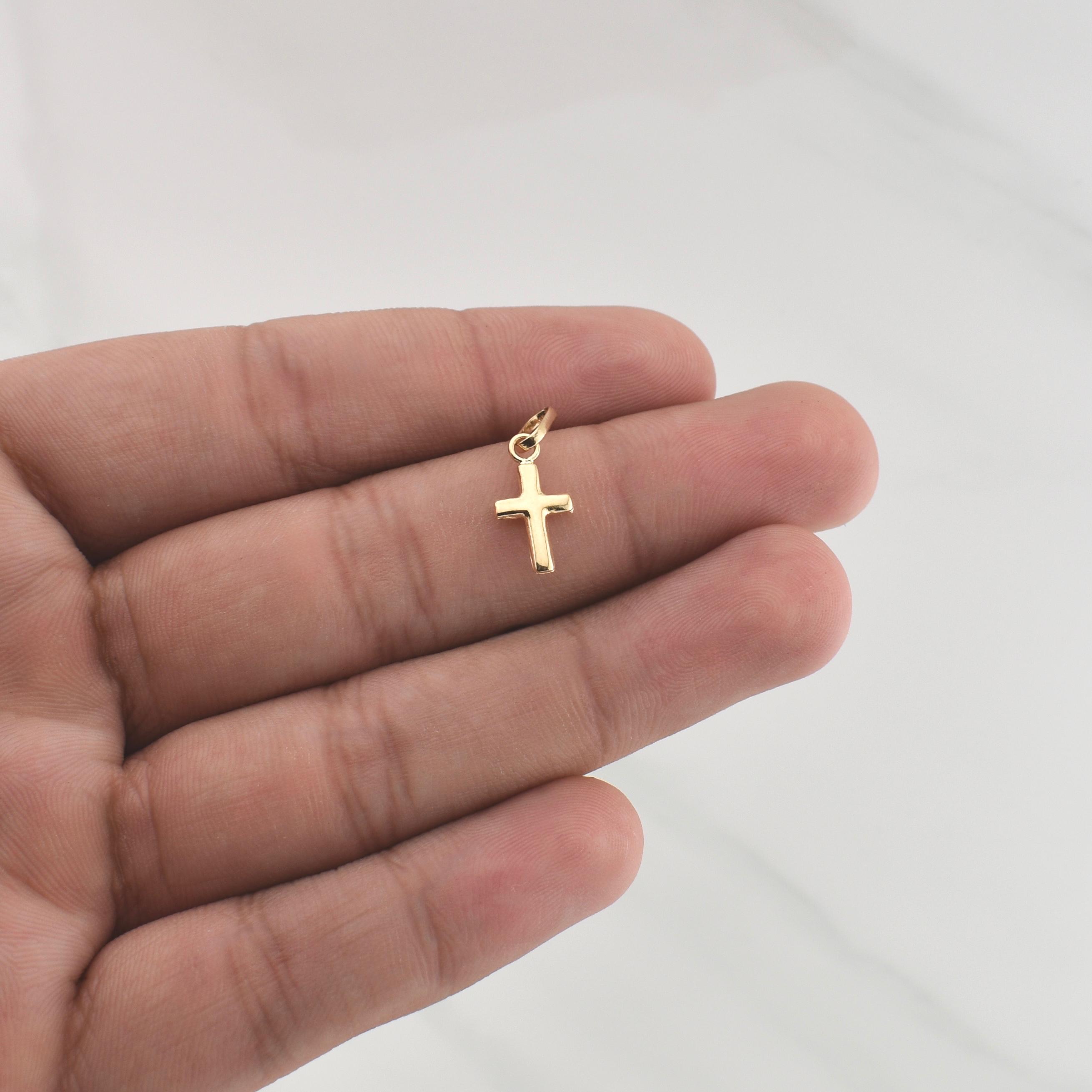 Dije Cruz 0.5gr / 3/4 in / Oro Amarillo 18K !