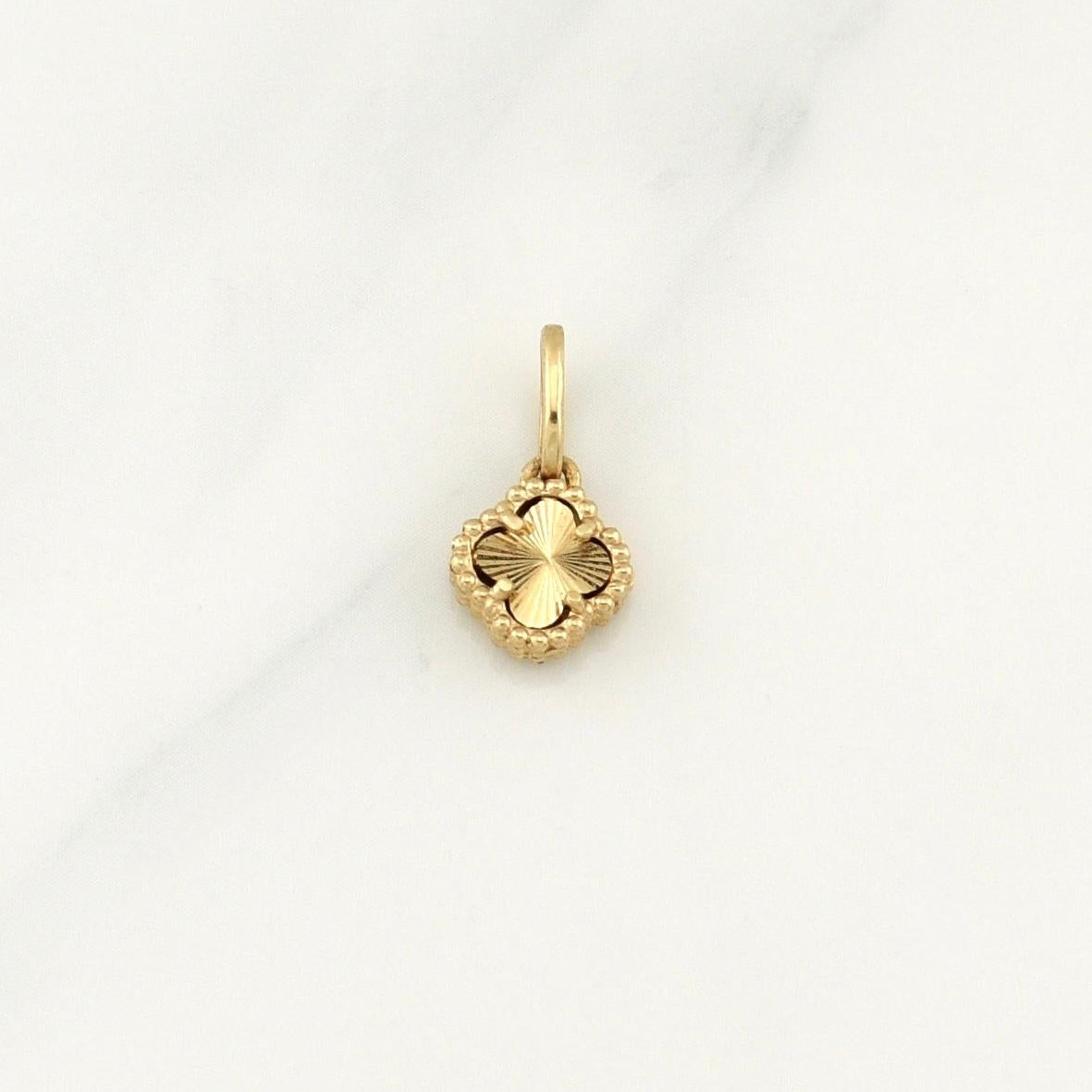 Dije Trebol 1gr / 3/4 in / Oro Amarillo Nac.Esp. 18K !