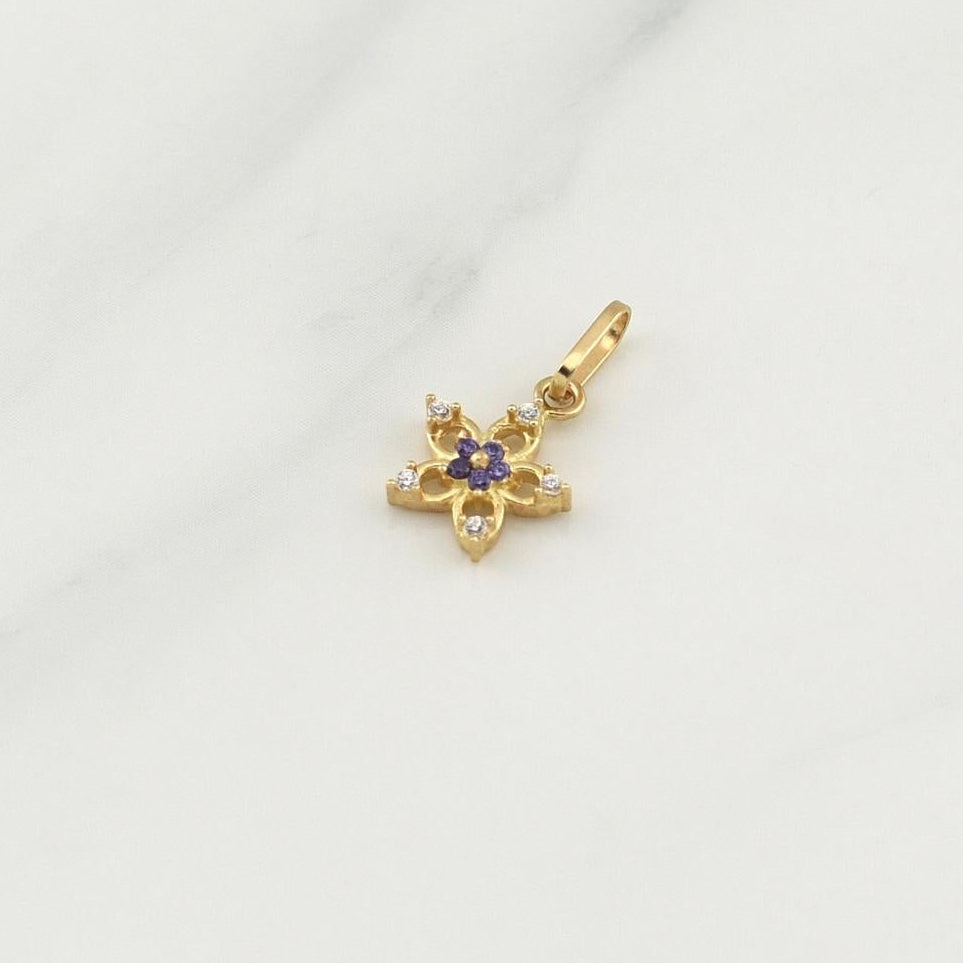 Dije Flor 0.5gr / 1/2 in / Oro Amarillo 18K !