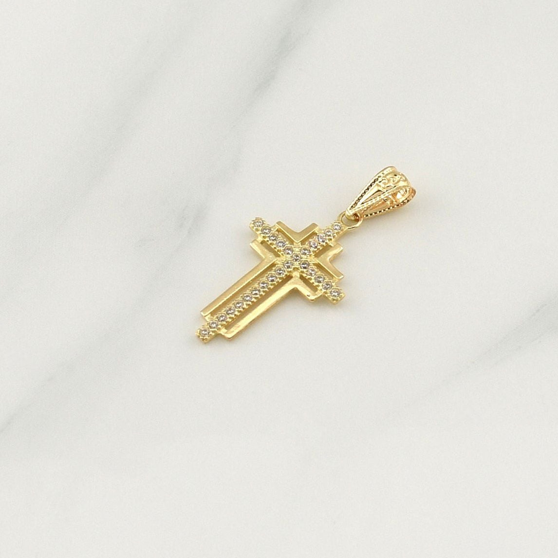 Dije Cruz 1.1gr / 1 in / Oro Amarillo 18K !