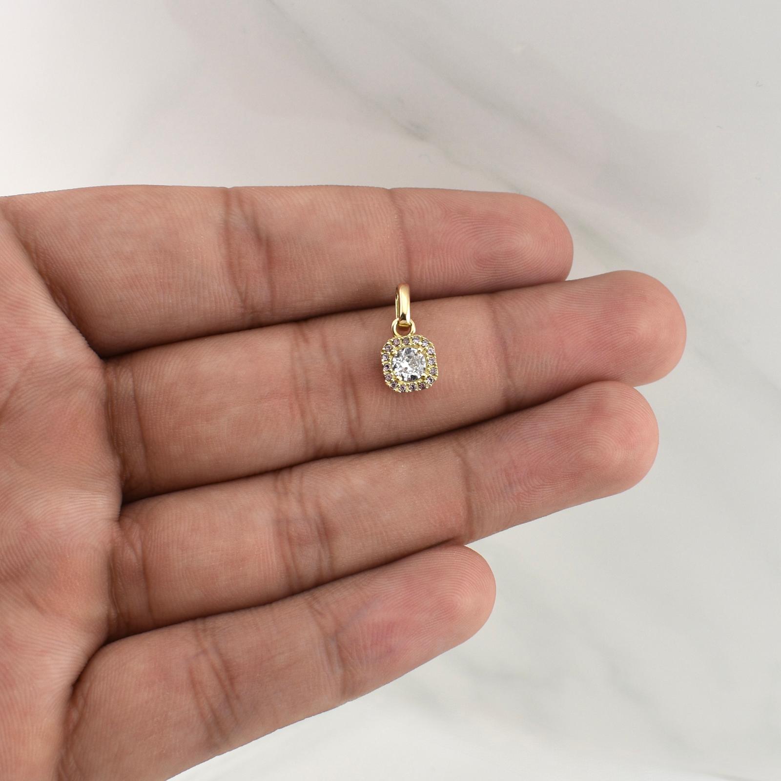 Dije Halo Cuadrado 1gr / 1/2 in / Oro Amarillo 18K !