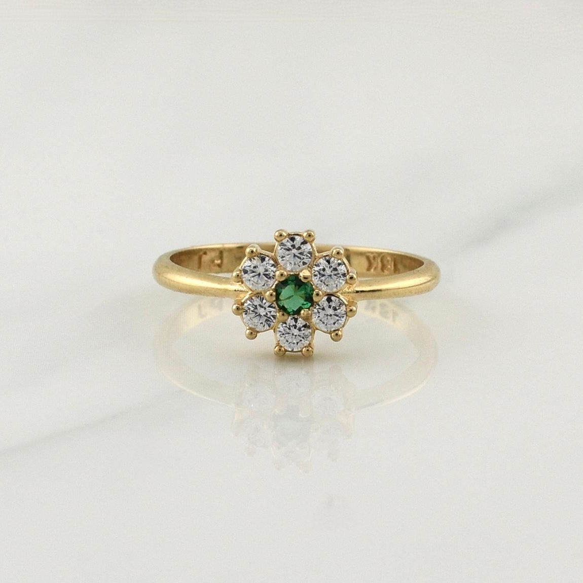 Anillo Solitario Flor Seis Petalos 2.25gr / T6 / Oro Amarillo 18K !